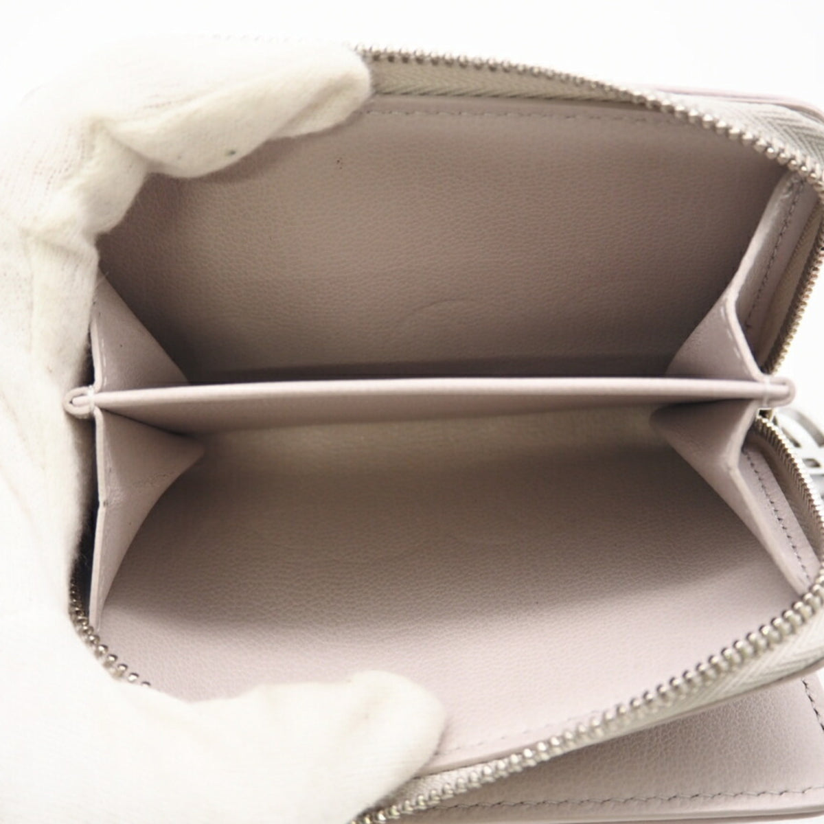 Louis Vuitton Gray Pink Leather Wallet (Bi-Fold) (Pre-Owned)