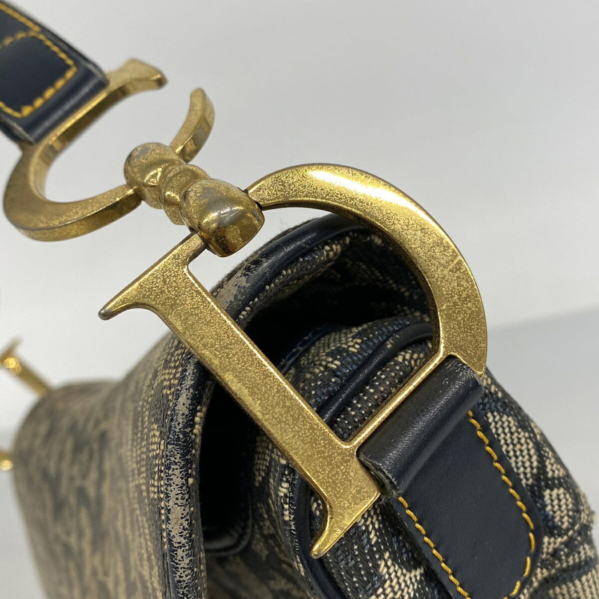 Christian Dior Beige Navy Canvas Handbag (Pre-Owned)