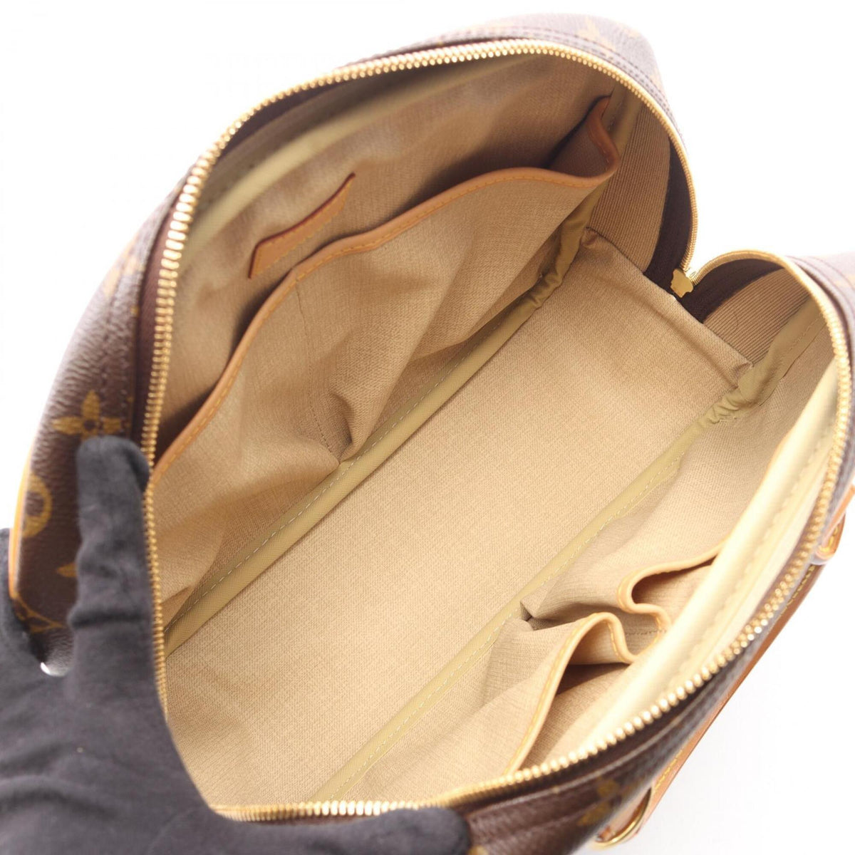 Louis Vuitton Brown Coated Canvas Leather Handbag (Pre-Owned)