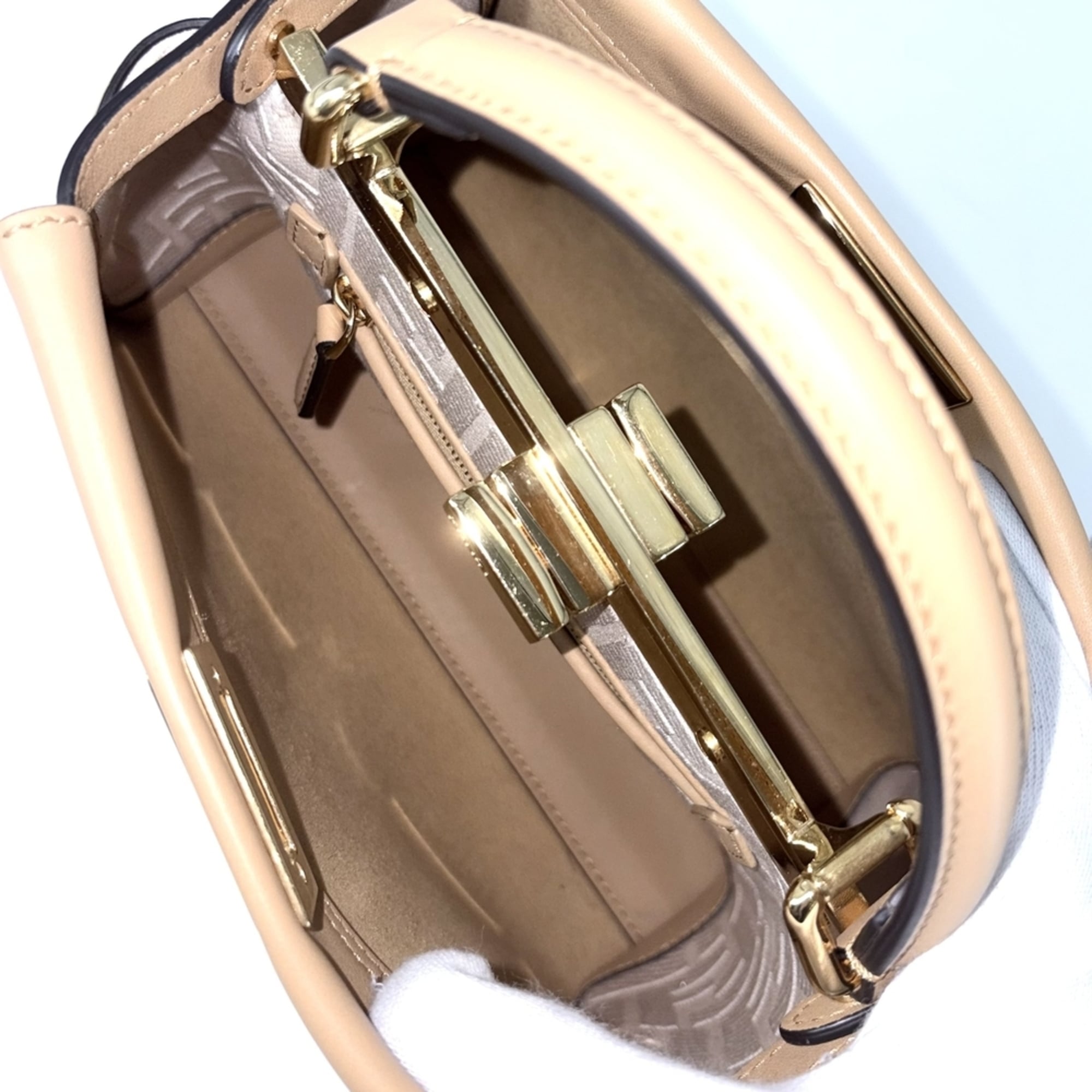 Fendi Peekaboo Brown Leather Handbag Shoulder Bag (Pre-Owned)
