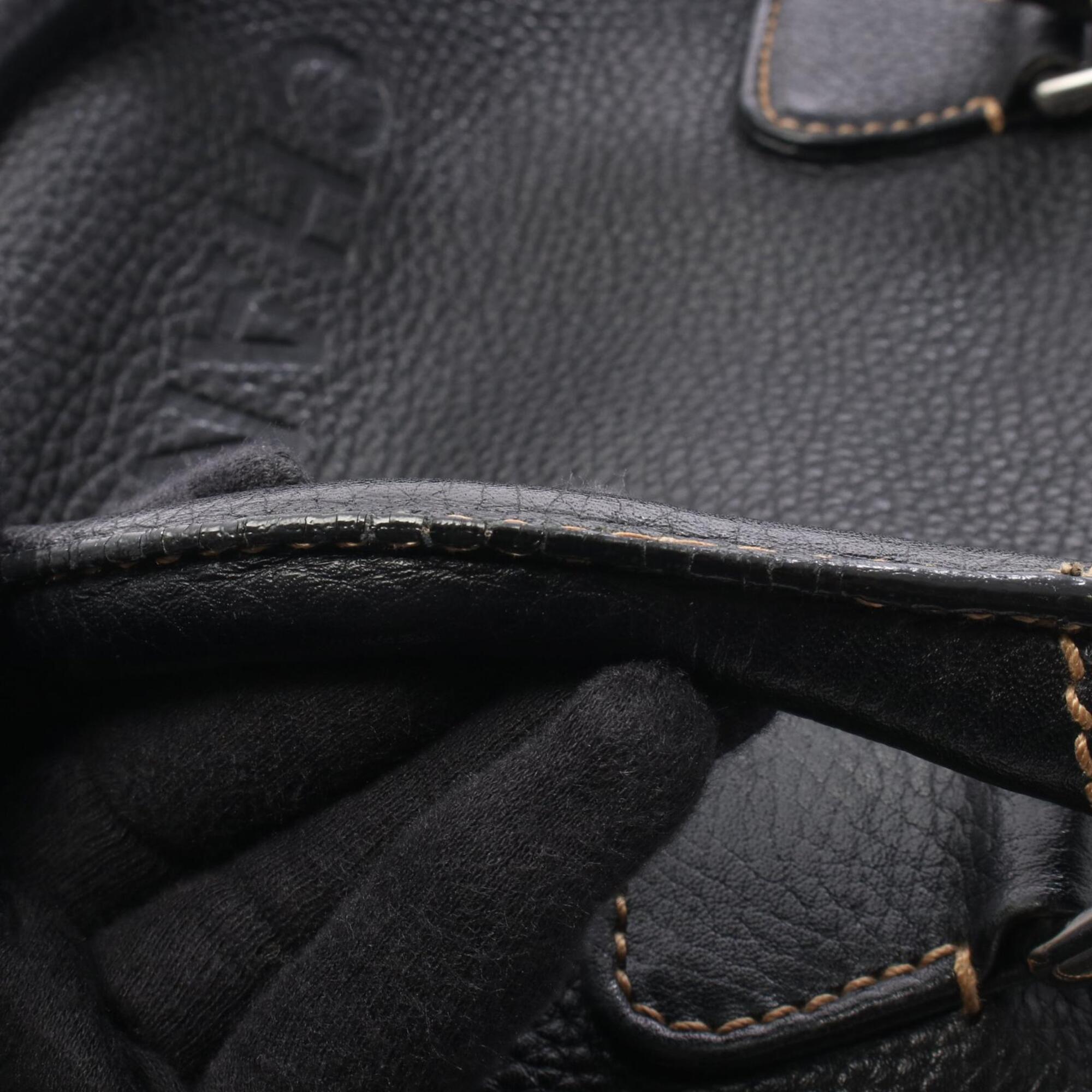 Chanel Black Leather Handbag (Pre-Owned)
