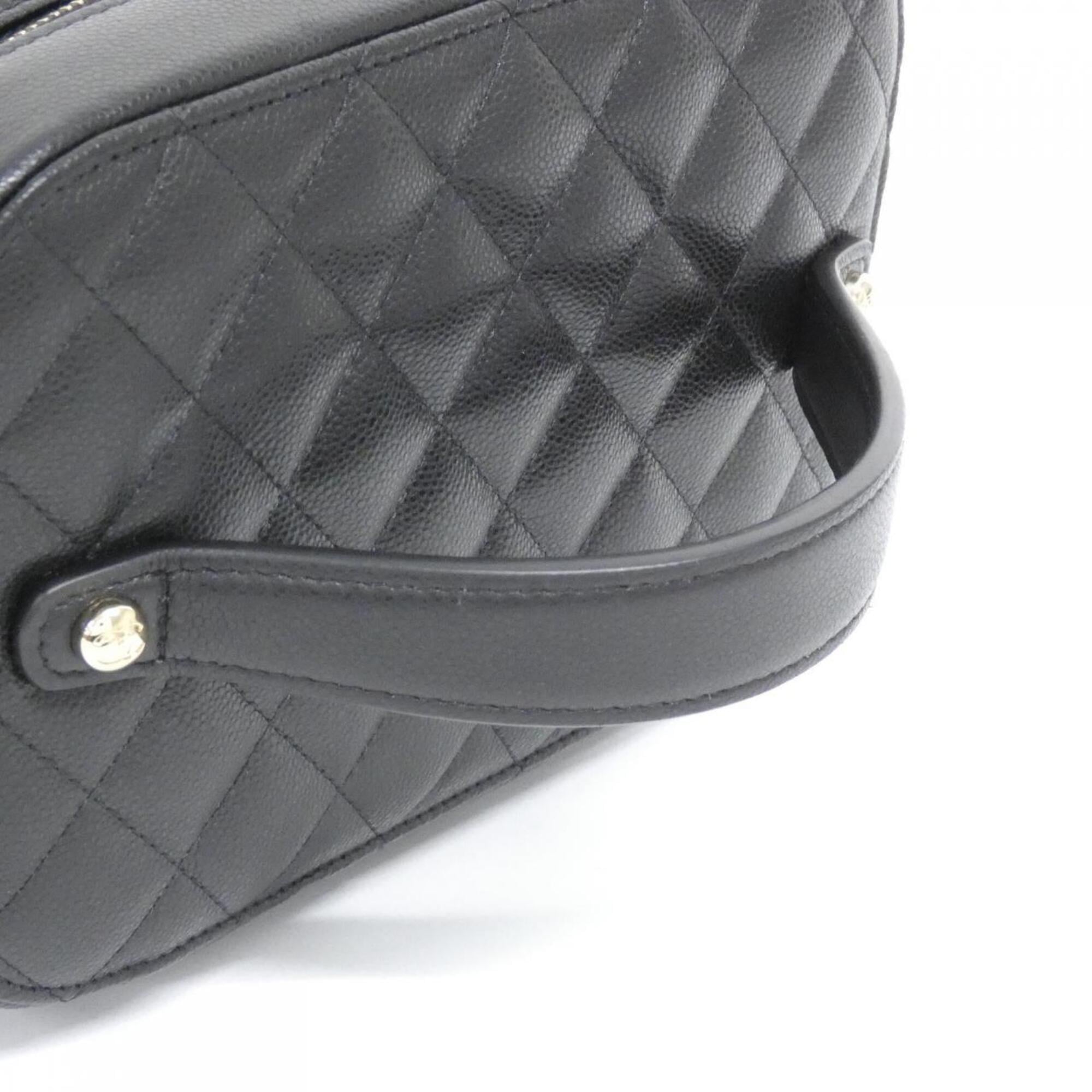 Chanel Black Grained Calfskin Handbag (Pre-Owned)