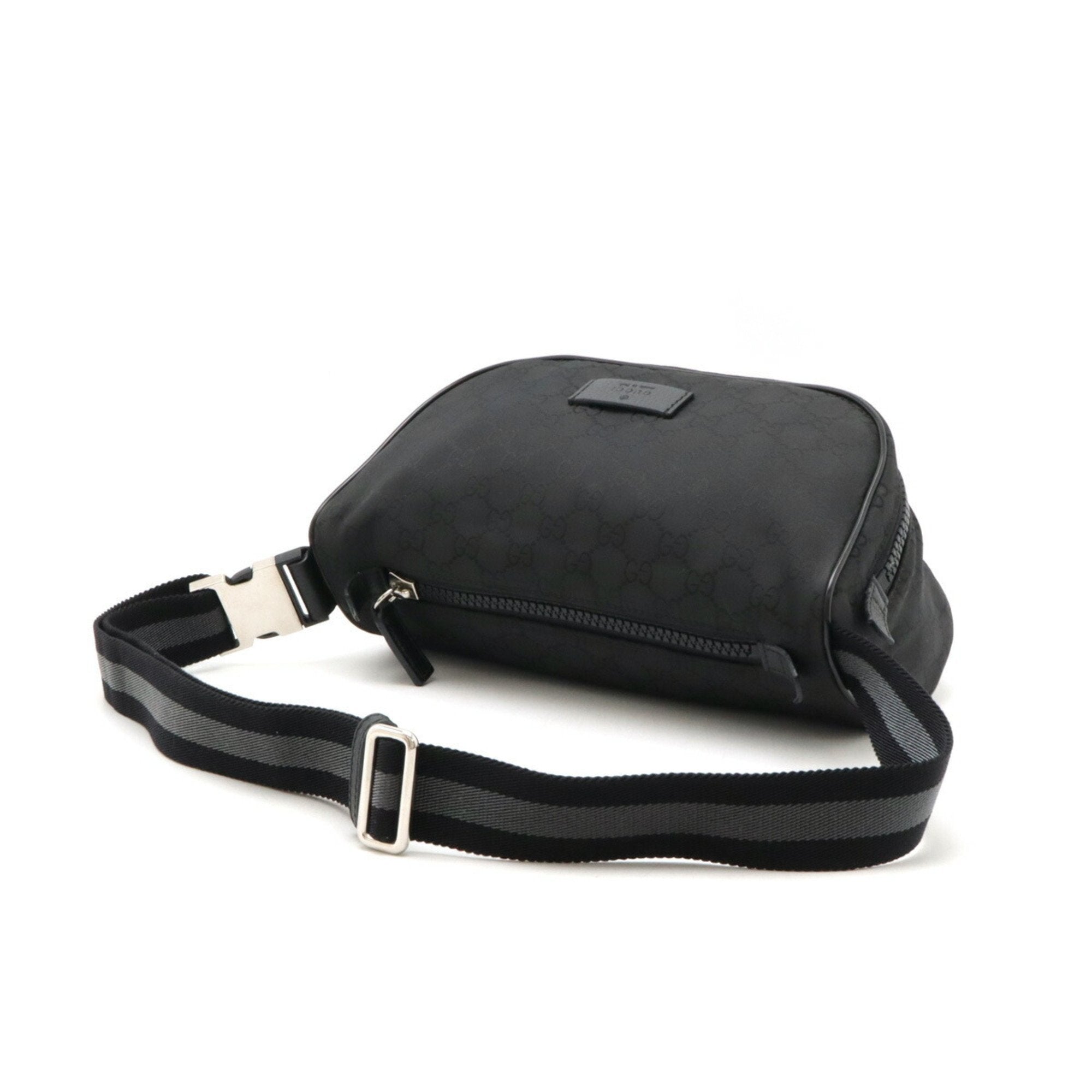 Gucci Black Nylon Leather Shoulder Bag Sling Bag (Pre-Owned)