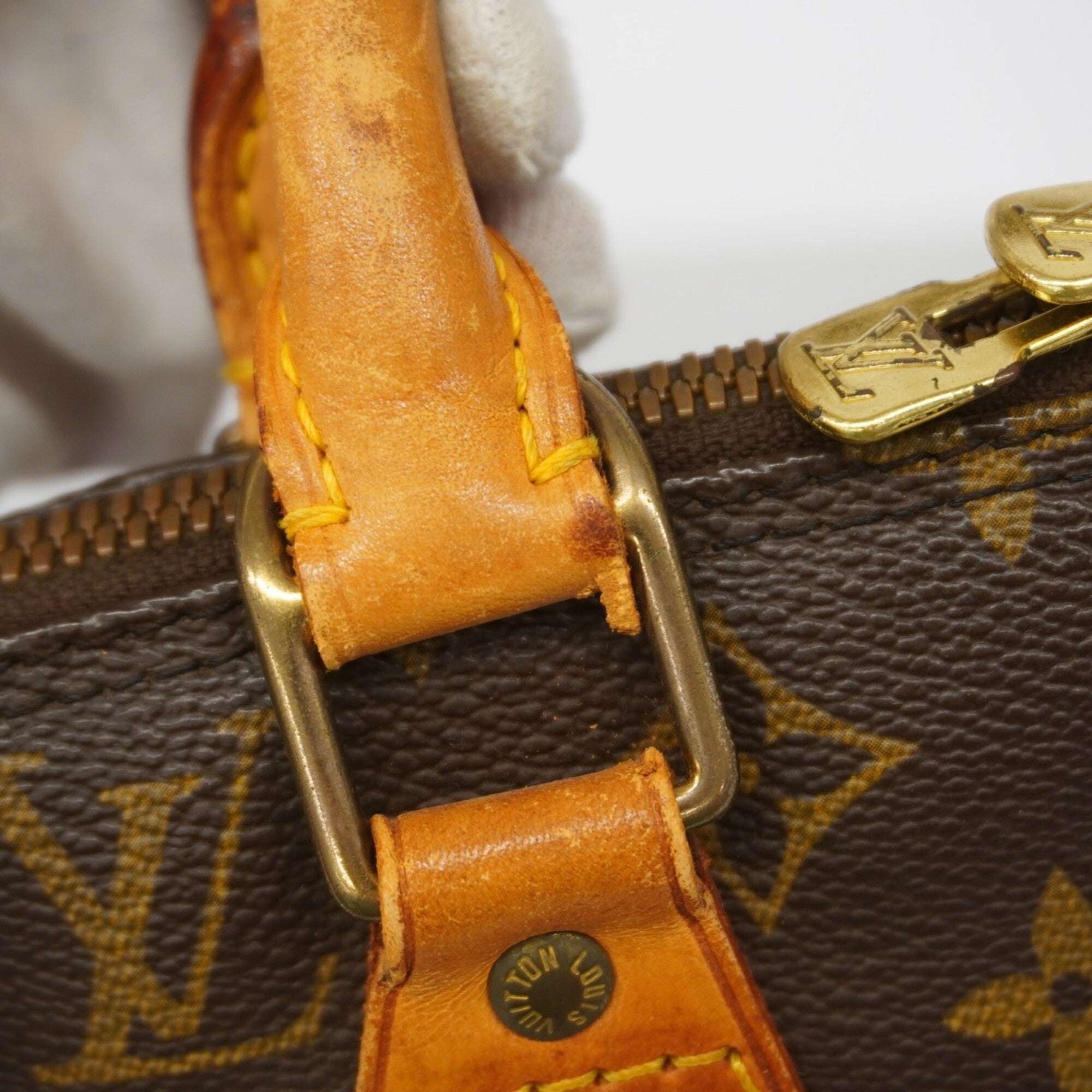 Louis Vuitton Brown Handbag (Pre-Owned)