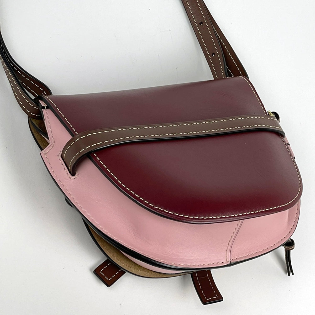 Loewe Bordeaux Multi-Color Leather Shoulder Bag (Pre-Owned)