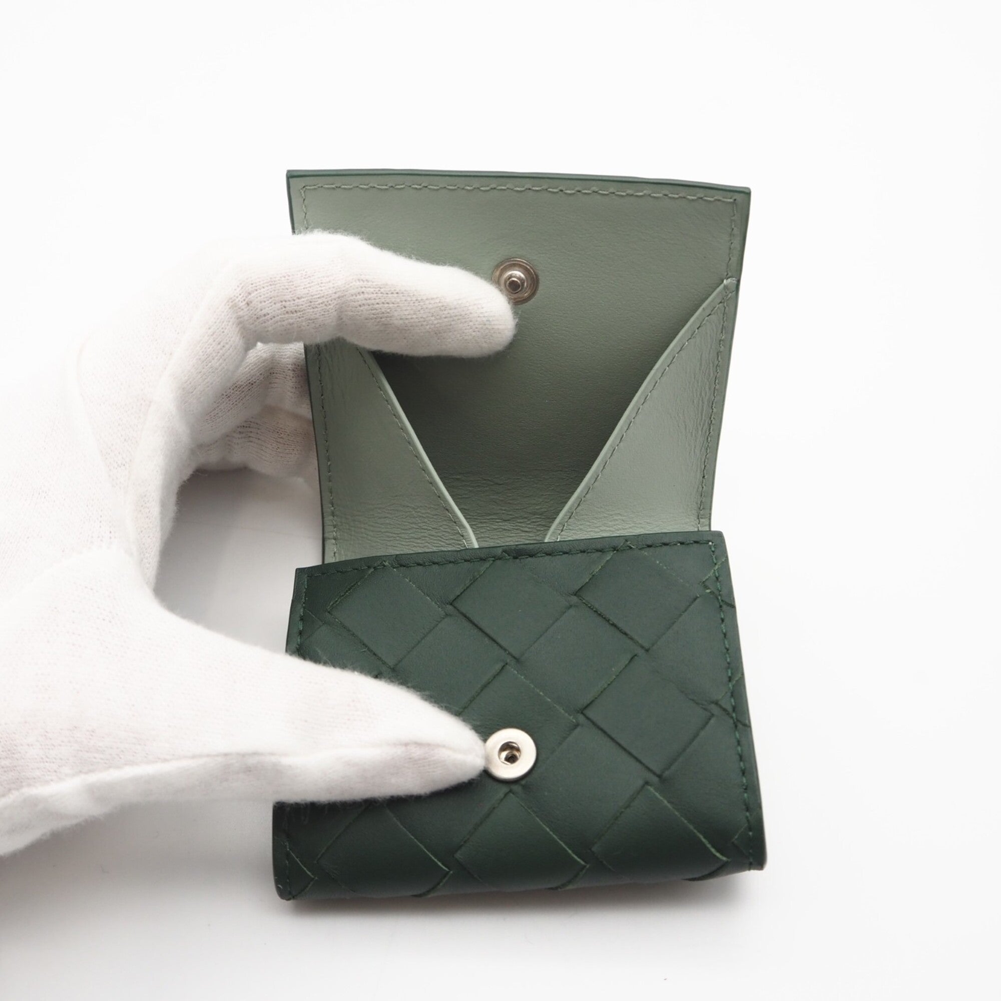 Bottega Veneta Intrecciato Green Leather Coin Purse/Coin Case (Pre-Owned)