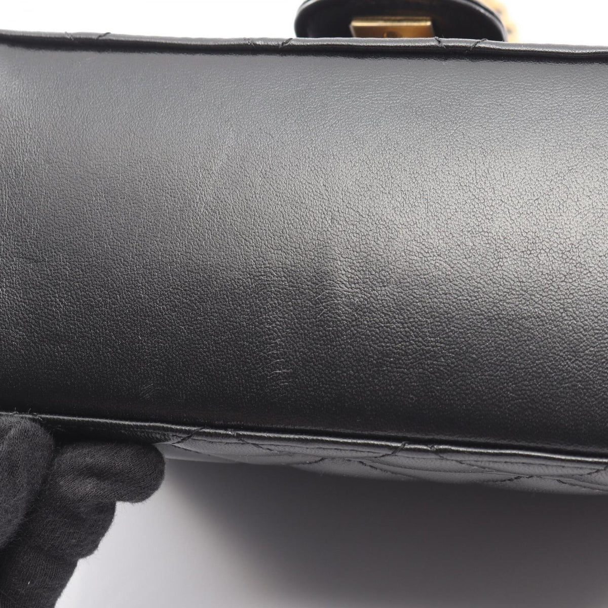 Chanel Black Leather Handbag Shoulder Bag (Pre-Owned)