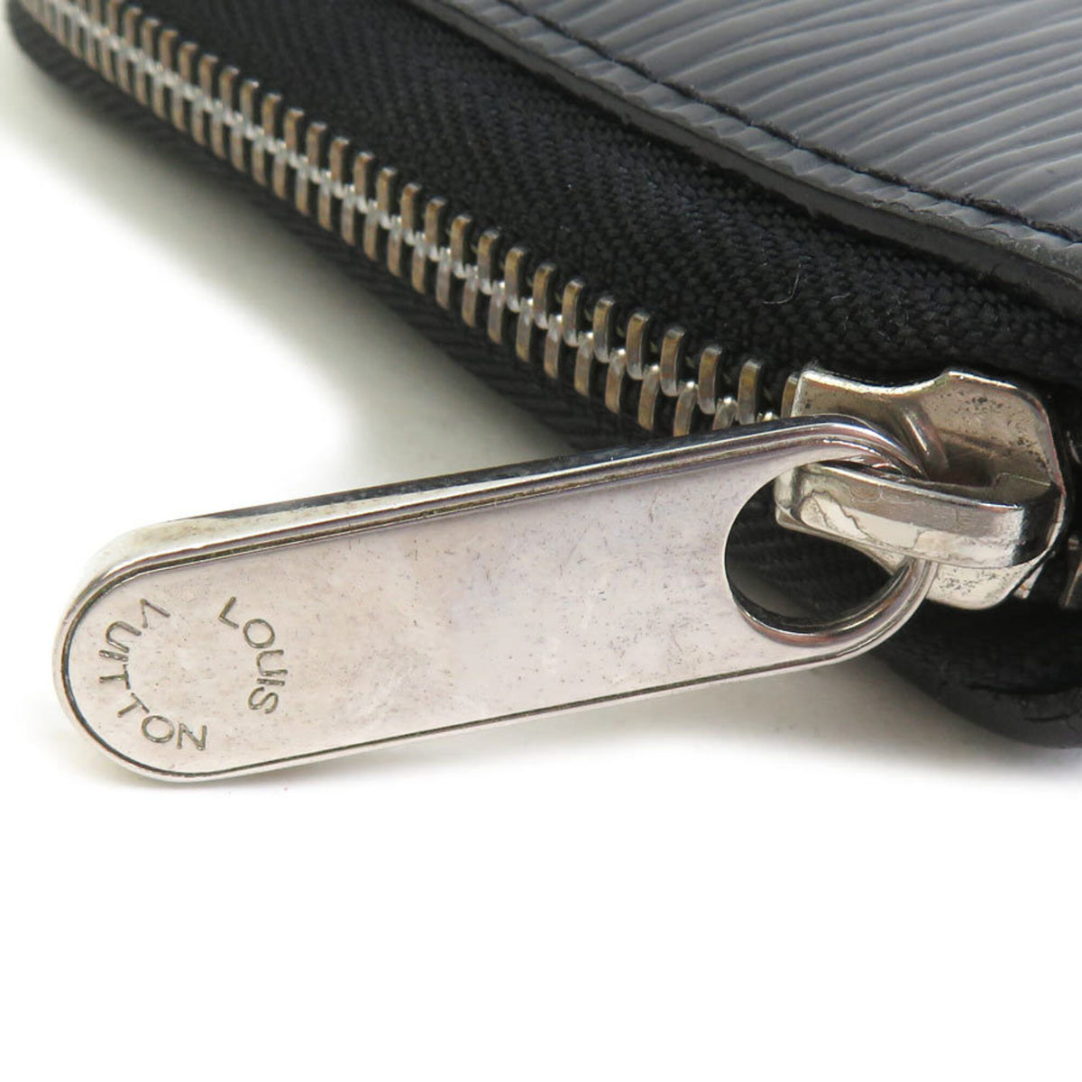Louis Vuitton Noir Epi Leather Long Wallet (Bi-Fold) (Pre-Owned)