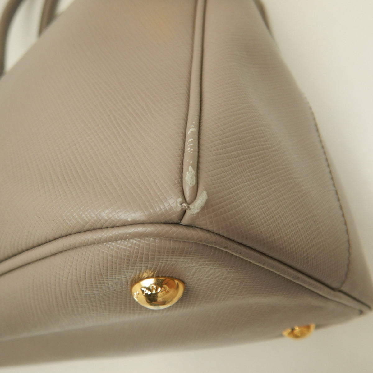 Prada Gold Saffiano Tote Bag (Pre-Owned)