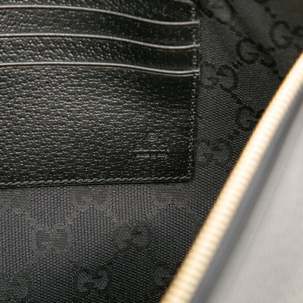 Gucci Black Leather Clutch Bag (Pre-Owned)