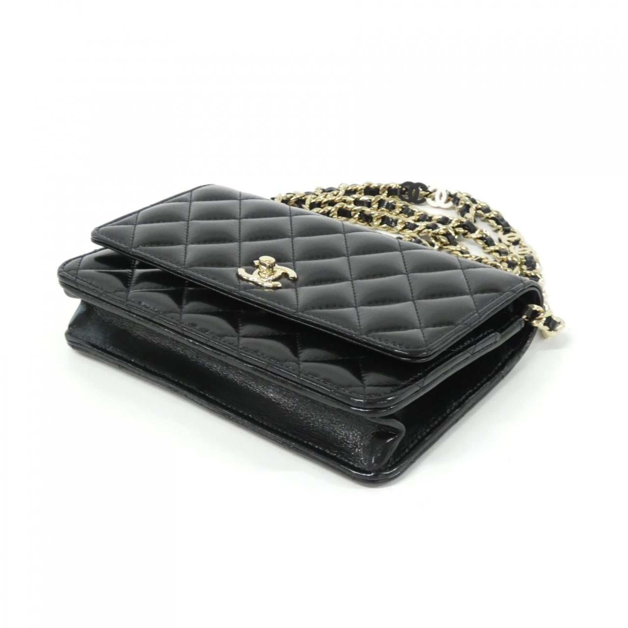 Chanel Black Leather Chain/Shoulder Wallet (Pre-Owned)