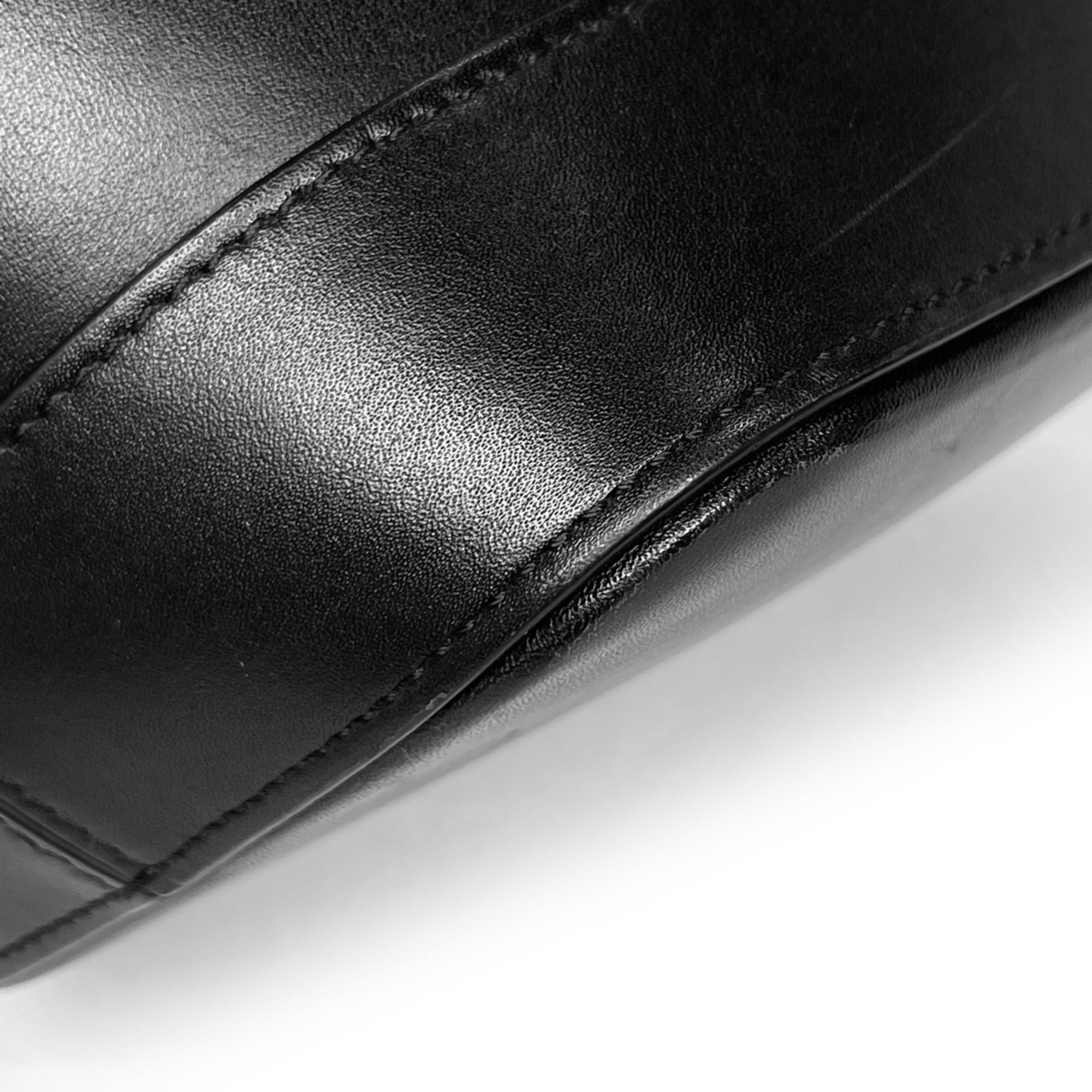 Celine Black Leather Shoulder Bag (Pre-Owned)