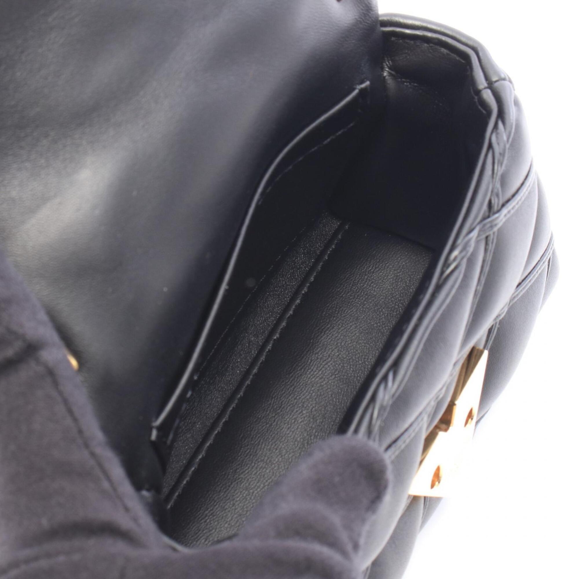 Louis Vuitton Black Noir Leather Handbag Shoulder Bag (Pre-Owned)