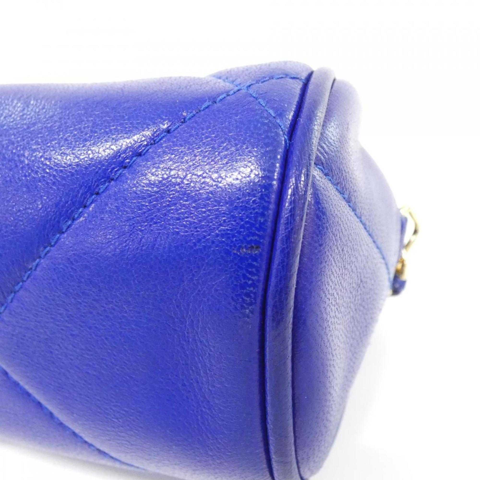 Chanel Blue Leather Shoulder Bag (Pre-Owned)