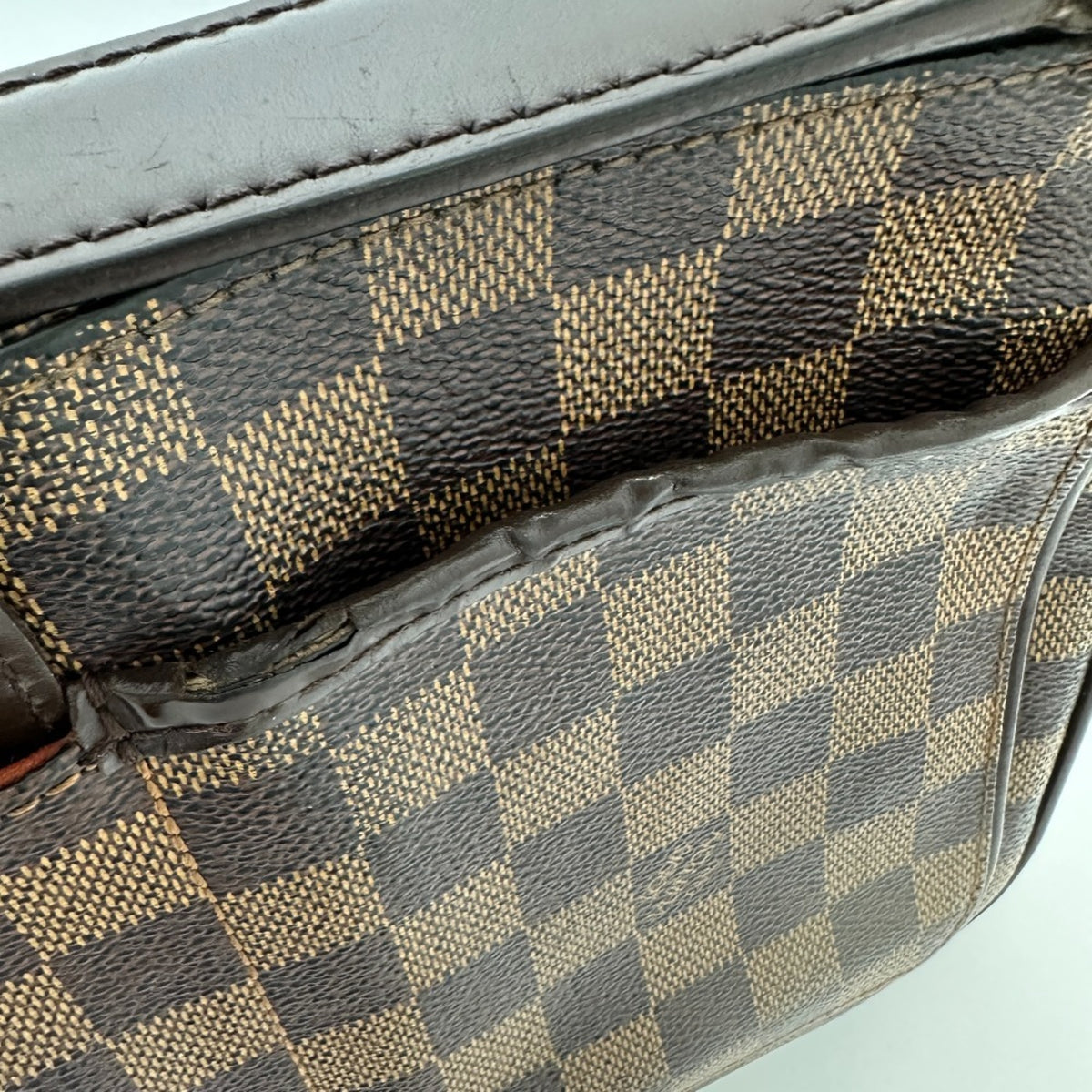 Louis Vuitton Damier Brown Ebene Damier Canvas Shoulder Bag (Pre-Owned)