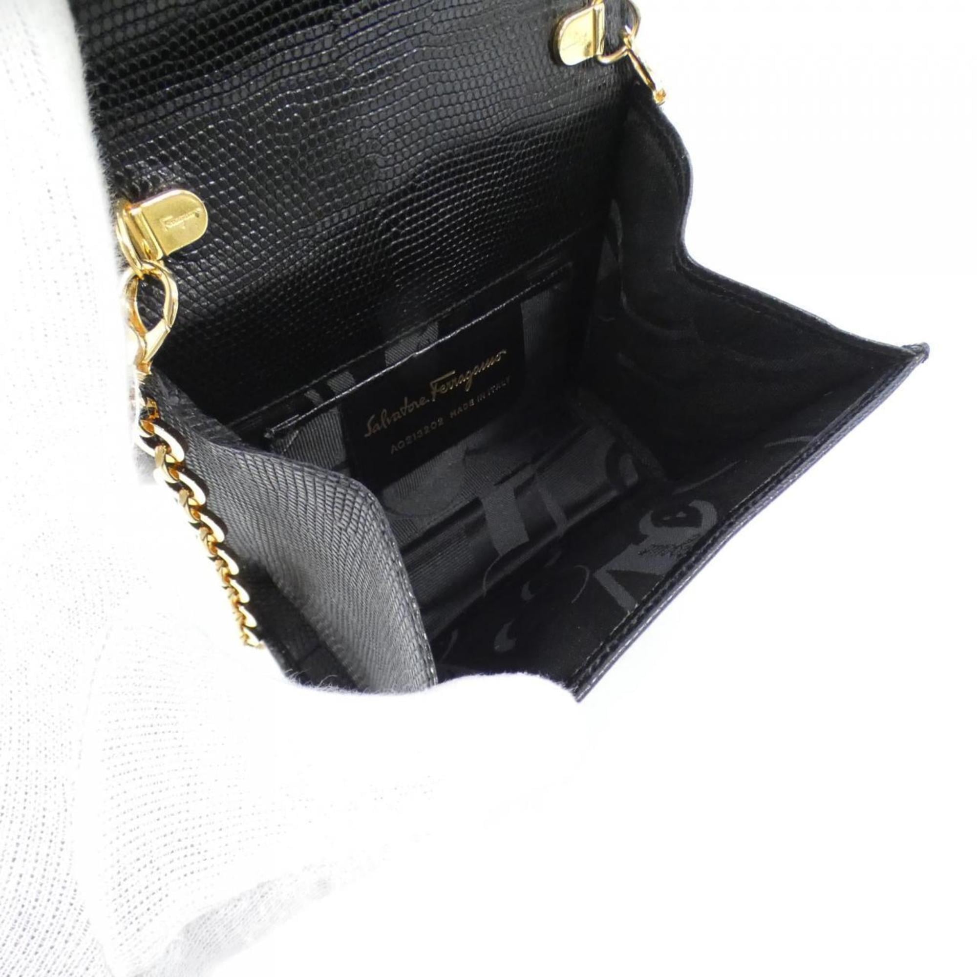 Salvatore Ferragamo Black Leather Shoulder Bag (Pre-Owned)