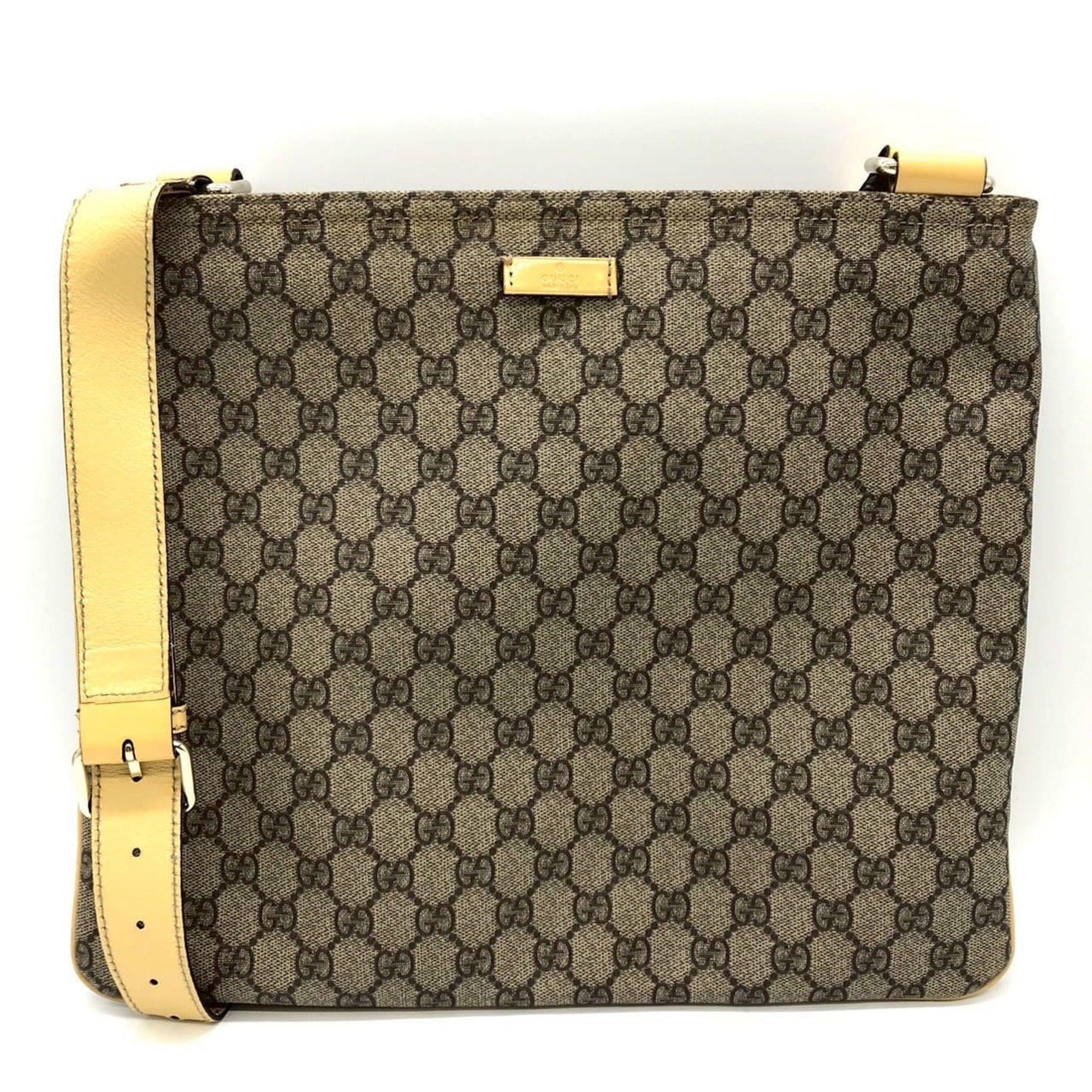 Gucci Yellow Gg Supreme Shoulder Bag (Pre-Owned)