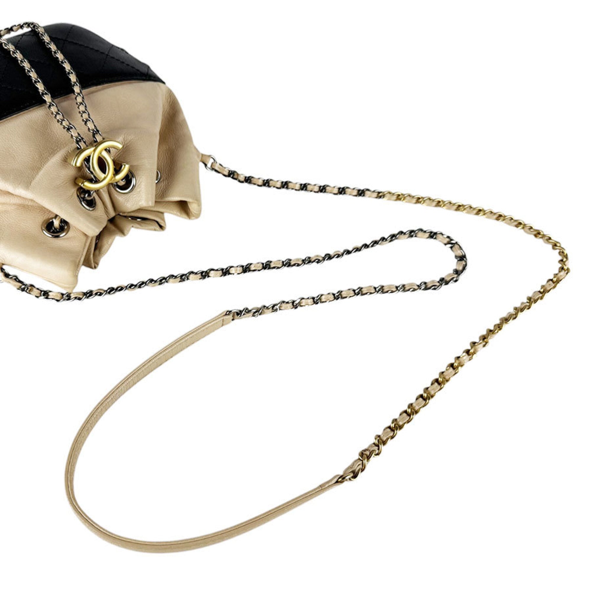 Chanel Beige Black Leather Shoulder Bag (Pre-Owned)