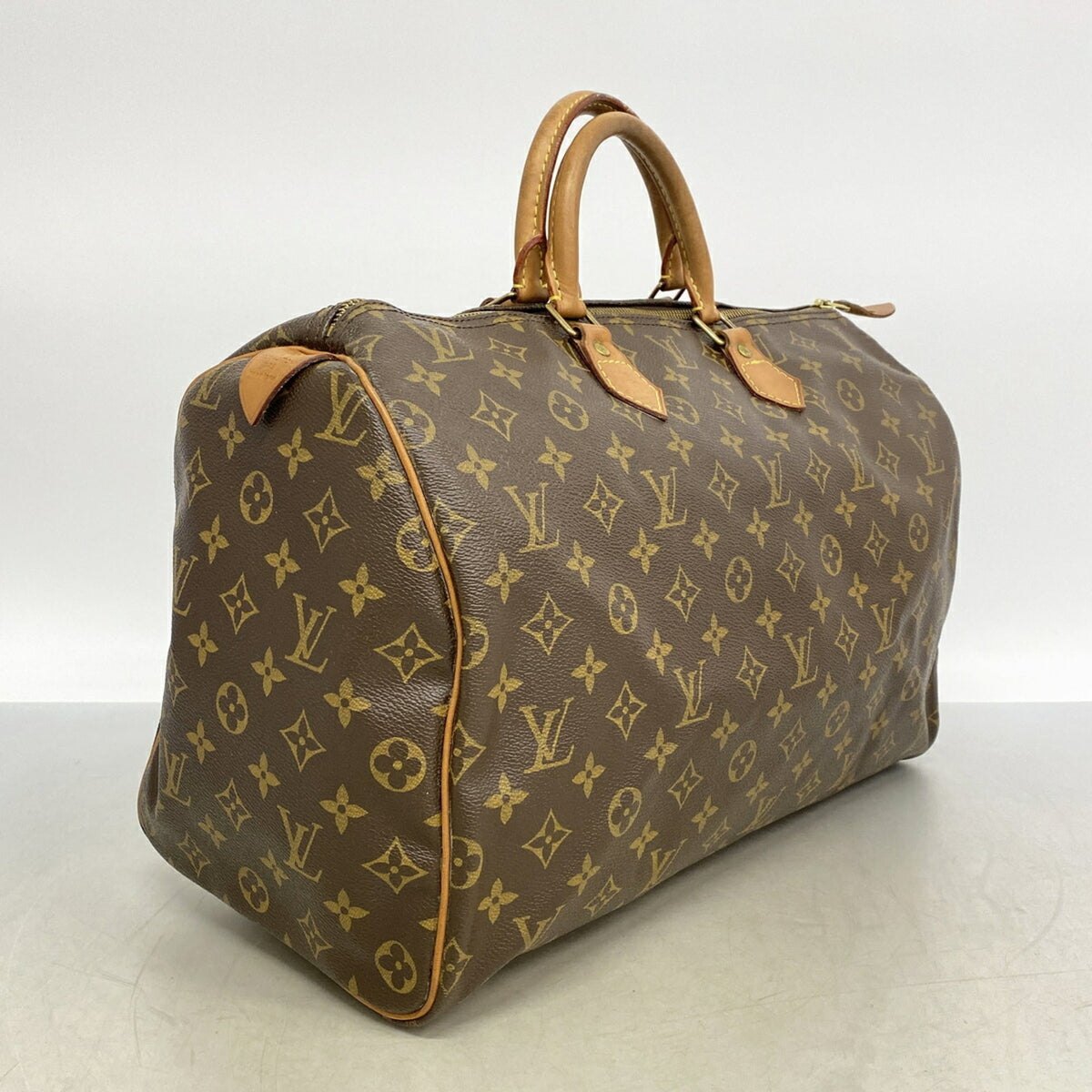Louis Vuitton Brown Handbag (Pre-Owned)