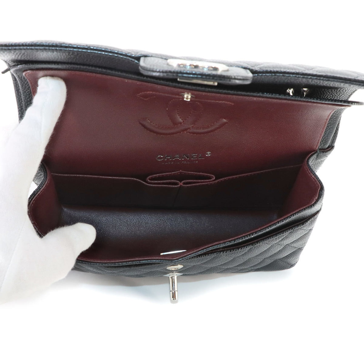 Chanel Black Grained Calfskin Handbag Shoulder Bag (Pre-Owned)