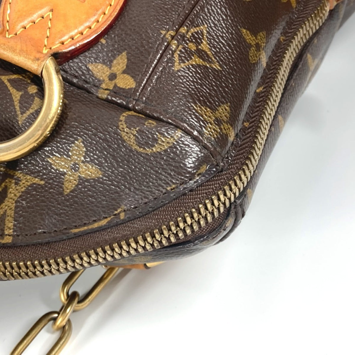Louis Vuitton Monogram Brown Monogram Shoulder Bag (Pre-Owned)