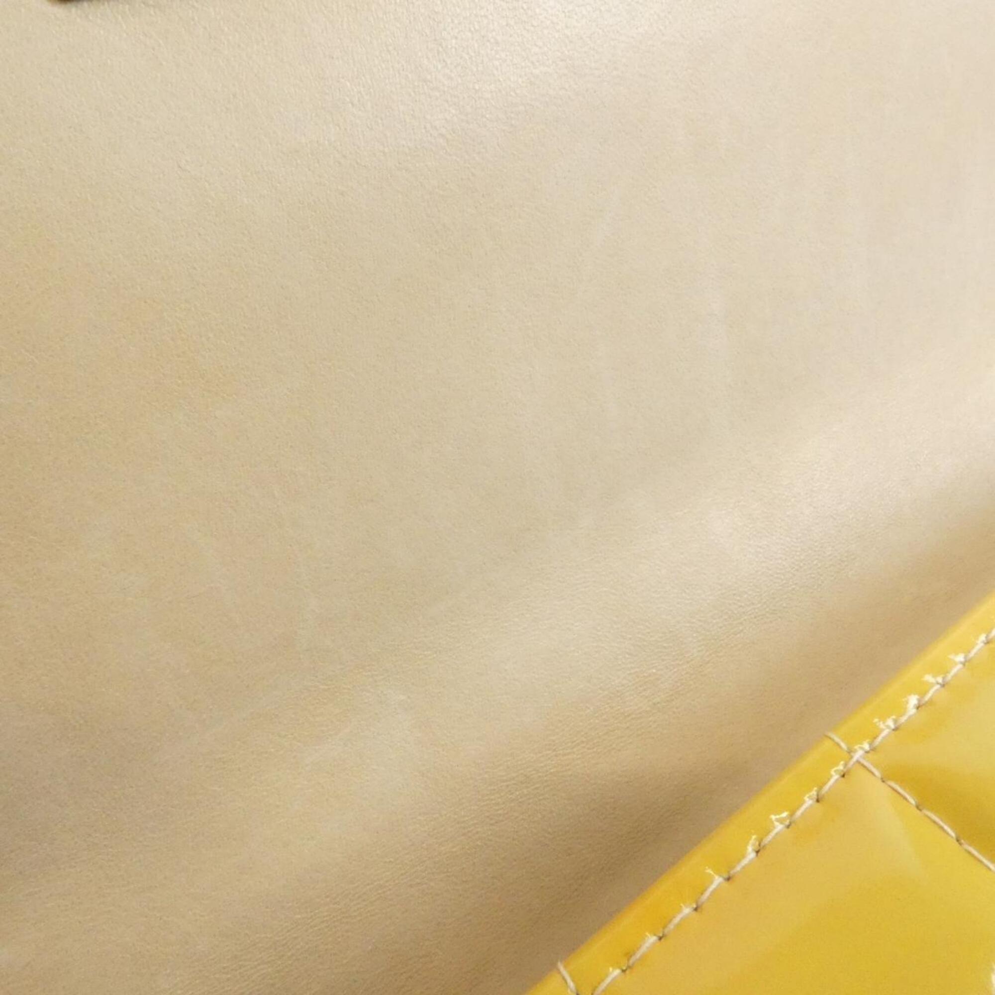 Chanel Yellow Shoulder Bag (Pre-Owned)