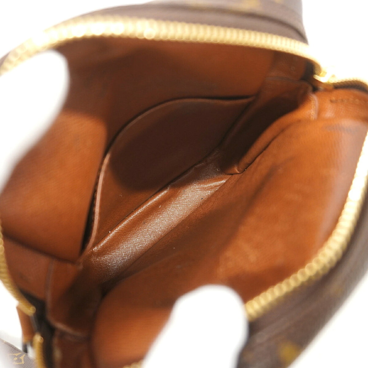 Louis Vuitton Brown Shoulder Bag (Pre-Owned)