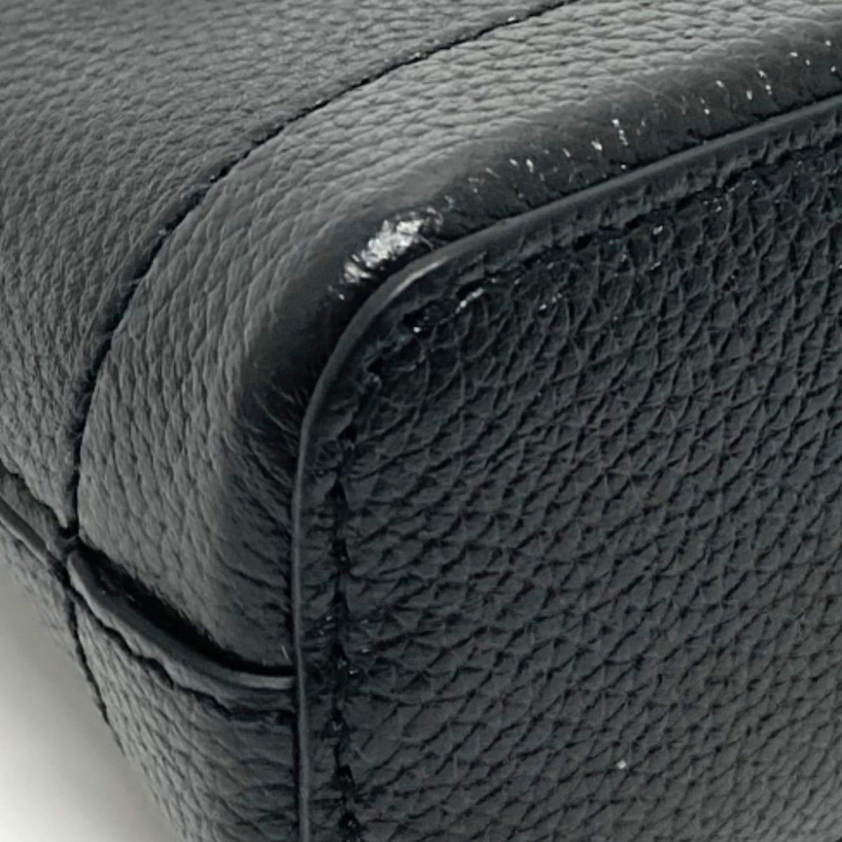 Balenciaga Black Leather Shoulder Bag (Pre-Owned)