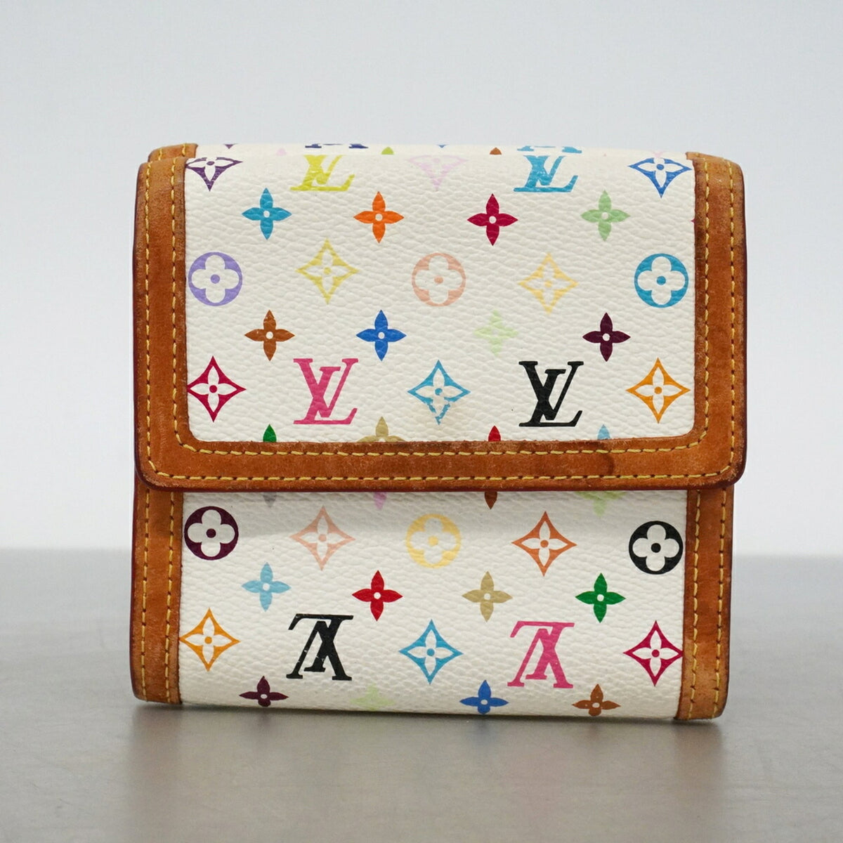 Louis Vuitton Blanc Wallet (Tri-Fold) (Pre-Owned)