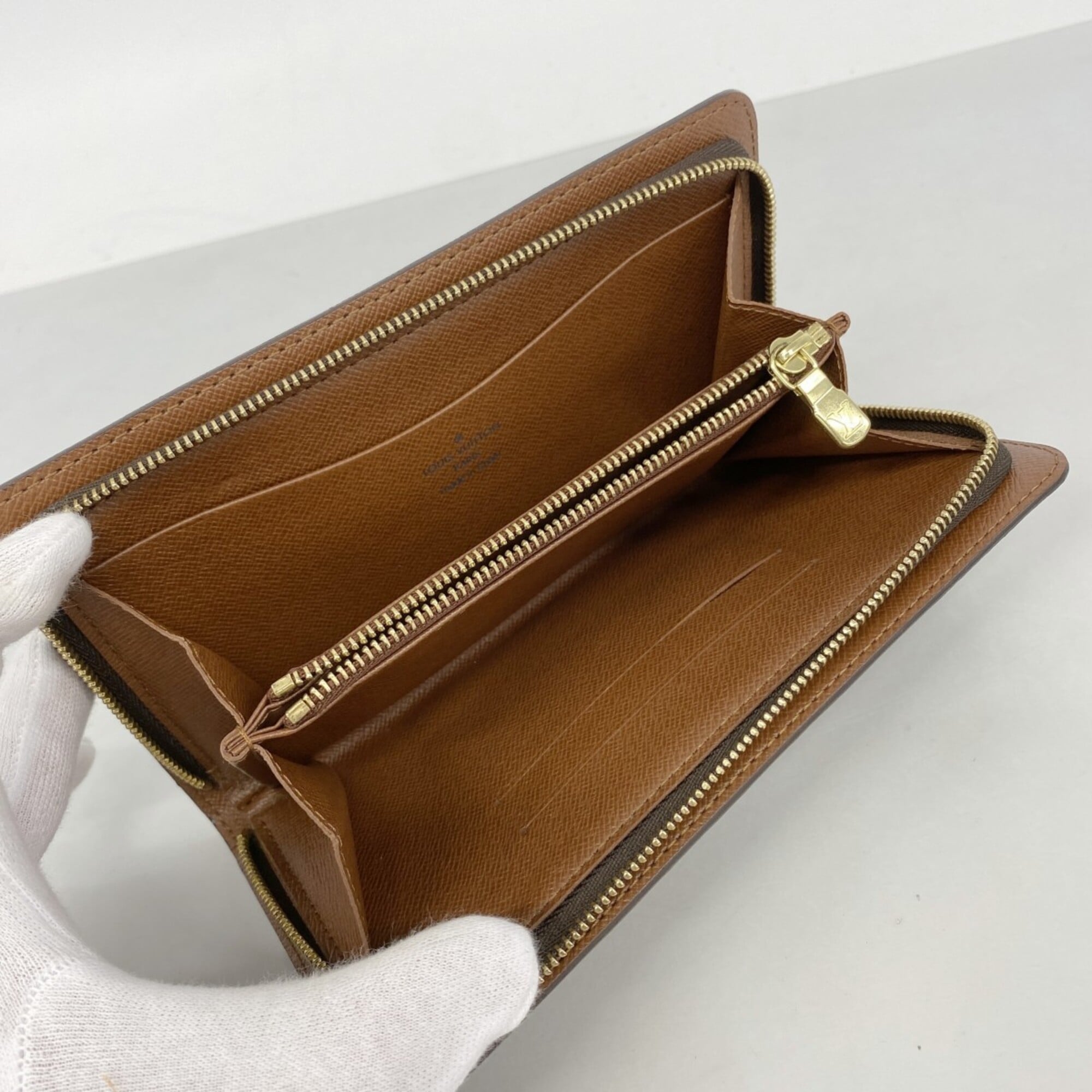Louis Vuitton Brown Long Wallet (Bi-Fold) (Pre-Owned)