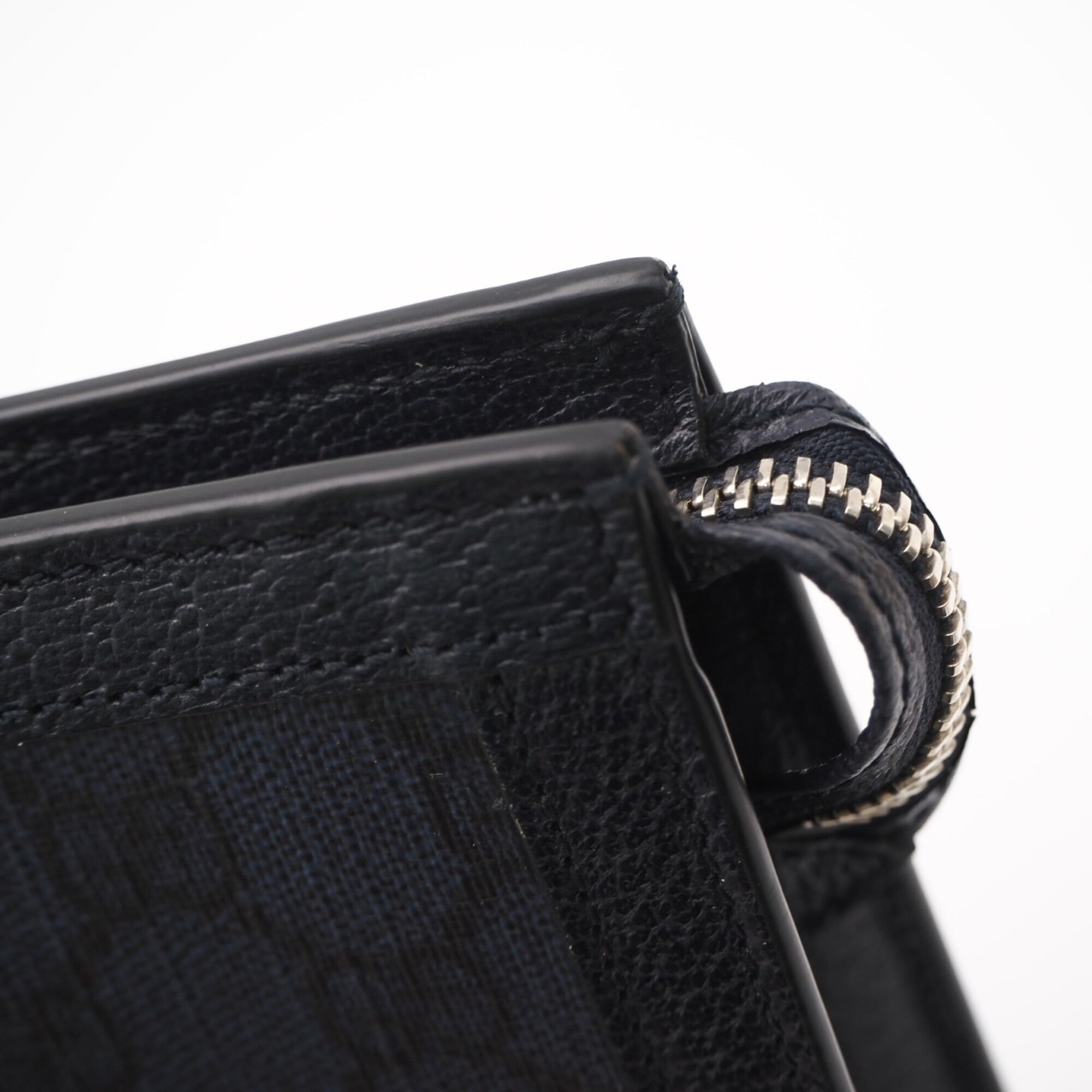 Gucci Navy Coated Canvas Leather Clutch Bag (Pre-Owned)