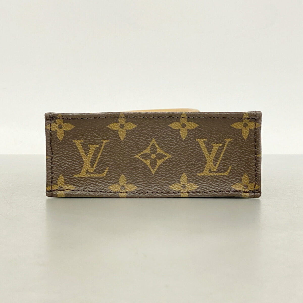 Louis Vuitton Brown Handbag (Pre-Owned)