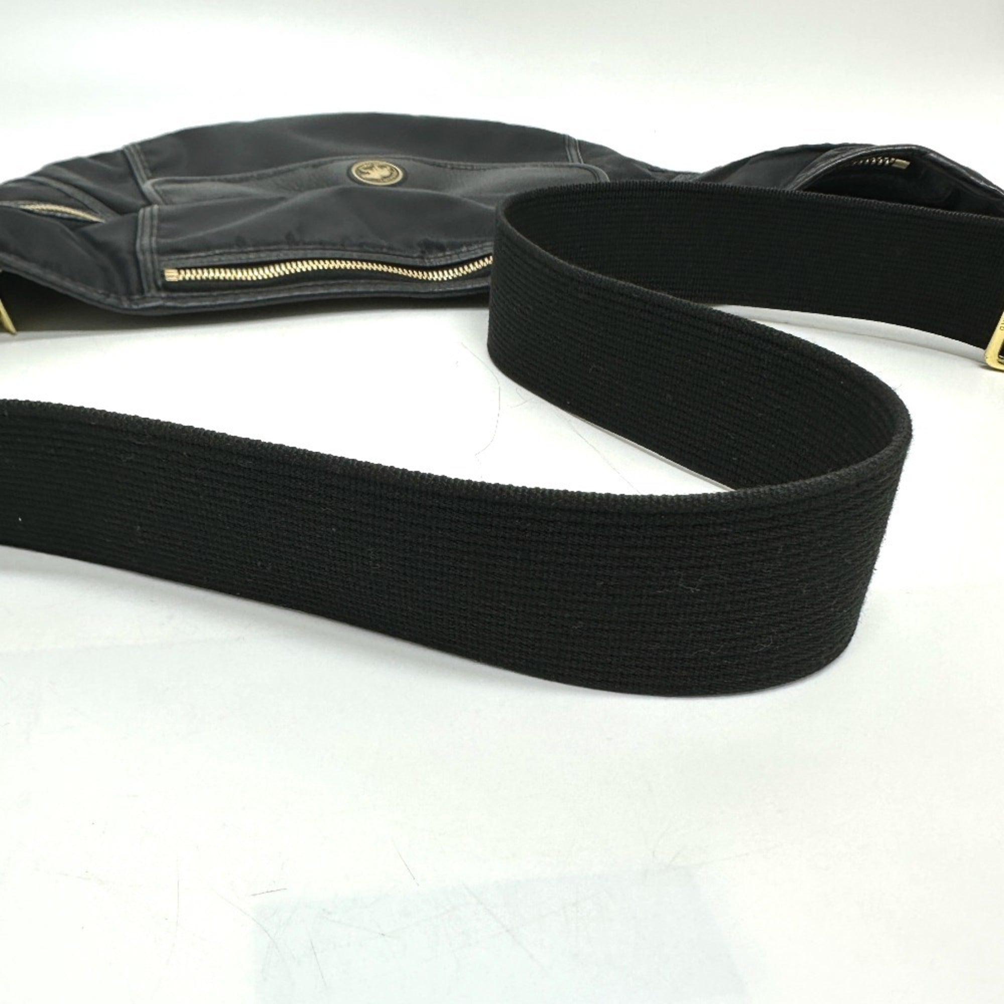 Hunting World Black Leather Nylon Fanny Pack Sling Bag (Pre-Owned)