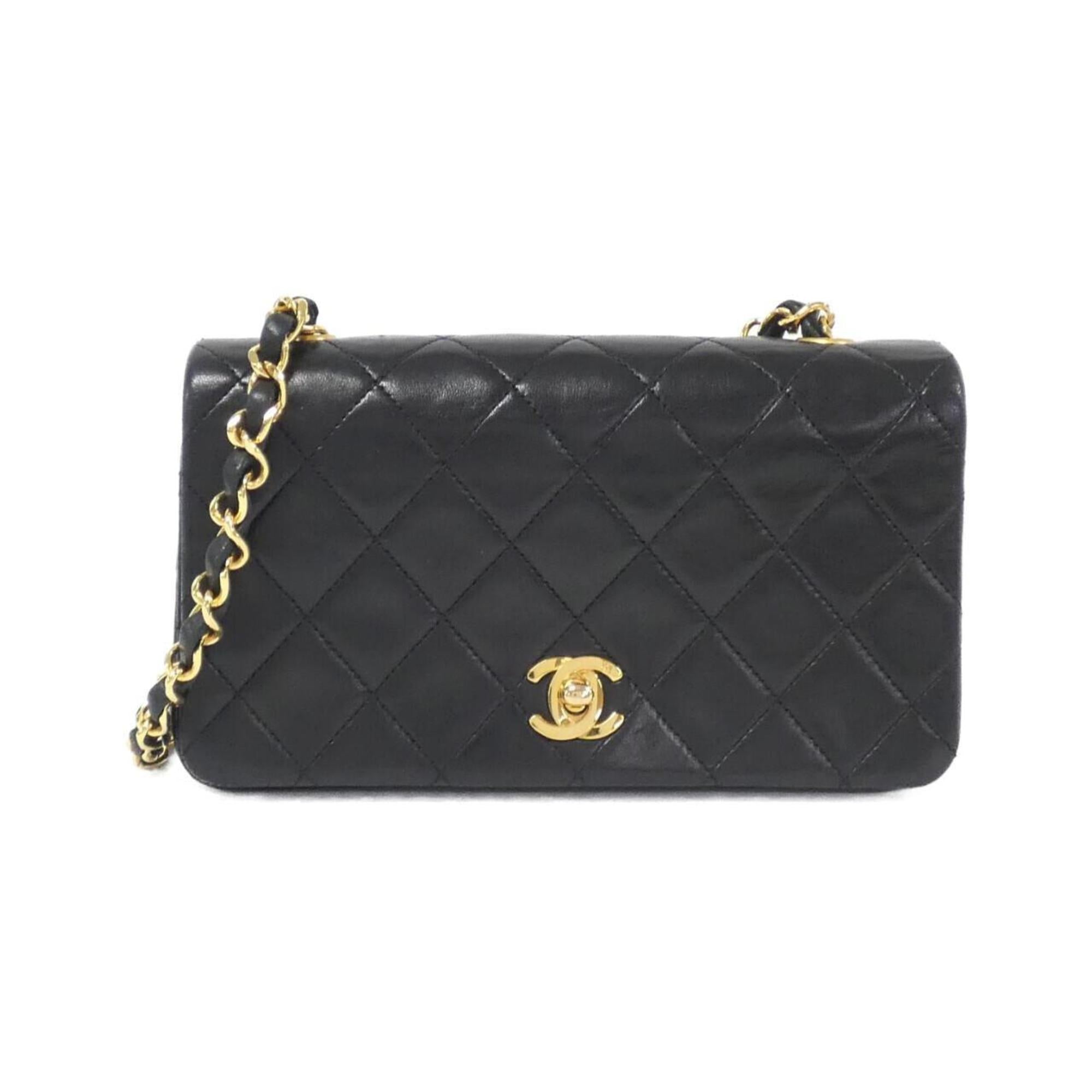 Chanel Black Leather Shoulder Bag (Pre-Owned)