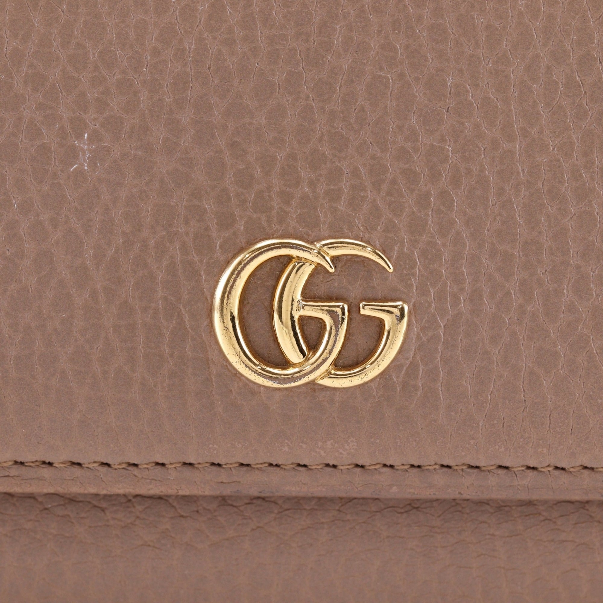 Gucci Beige Leather Chain/Shoulder Wallet (Pre-Owned)