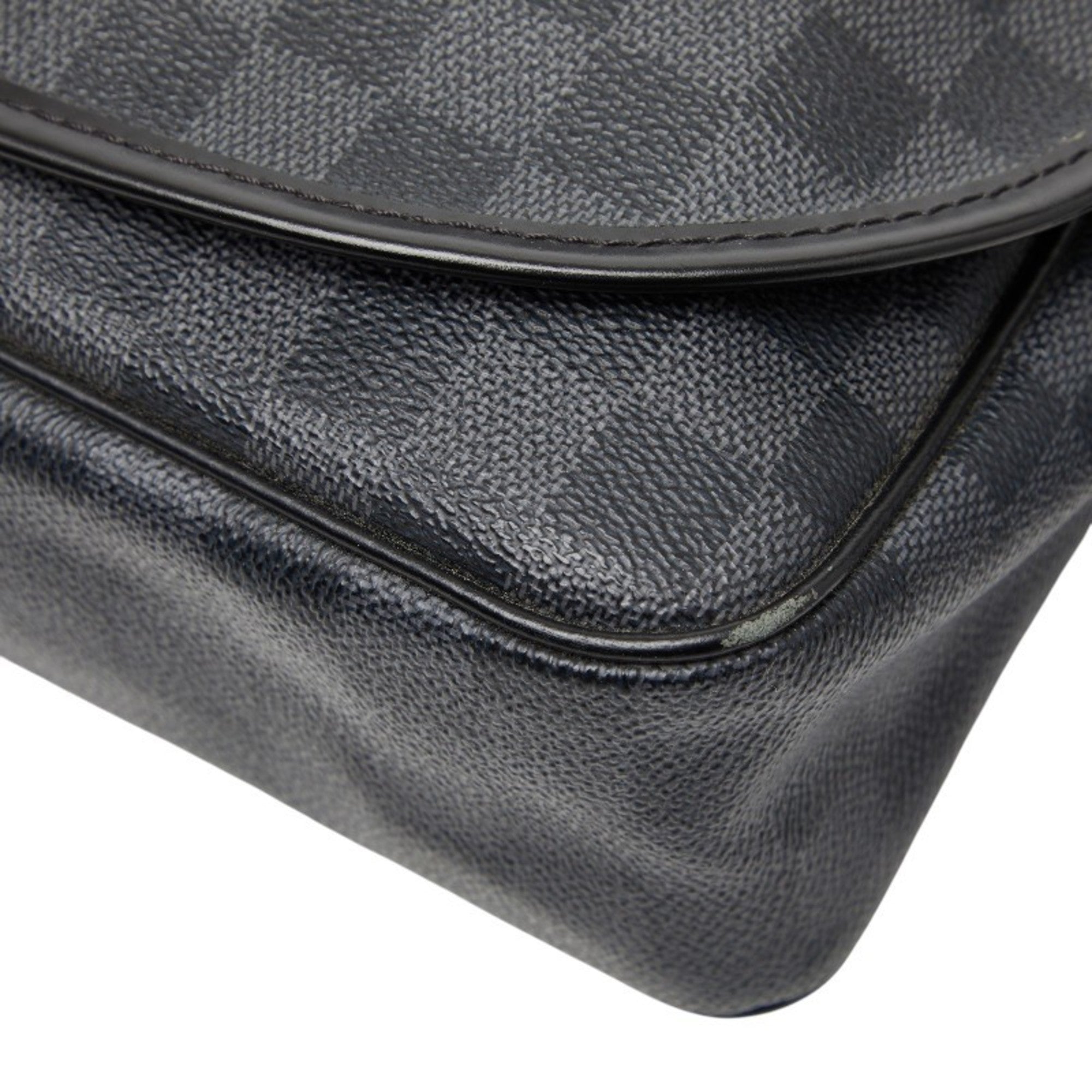 Louis Vuitton Black Pvc Leather Shoulder Bag (Pre-Owned)