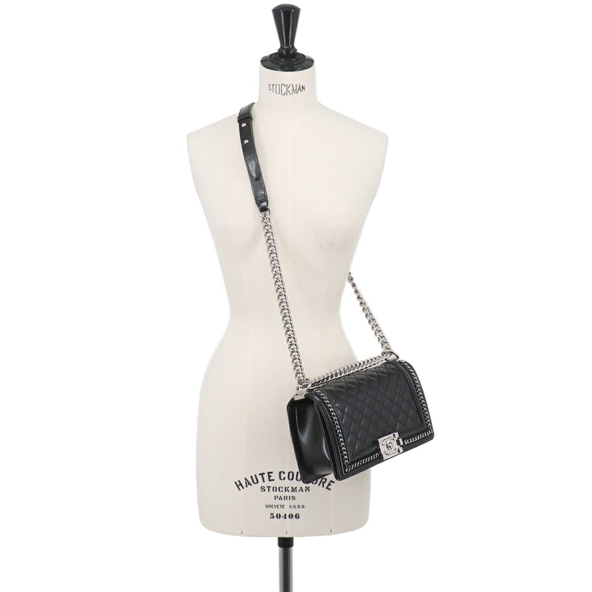 Chanel Black Leather Handbag Shoulder Bag (Pre-Owned)