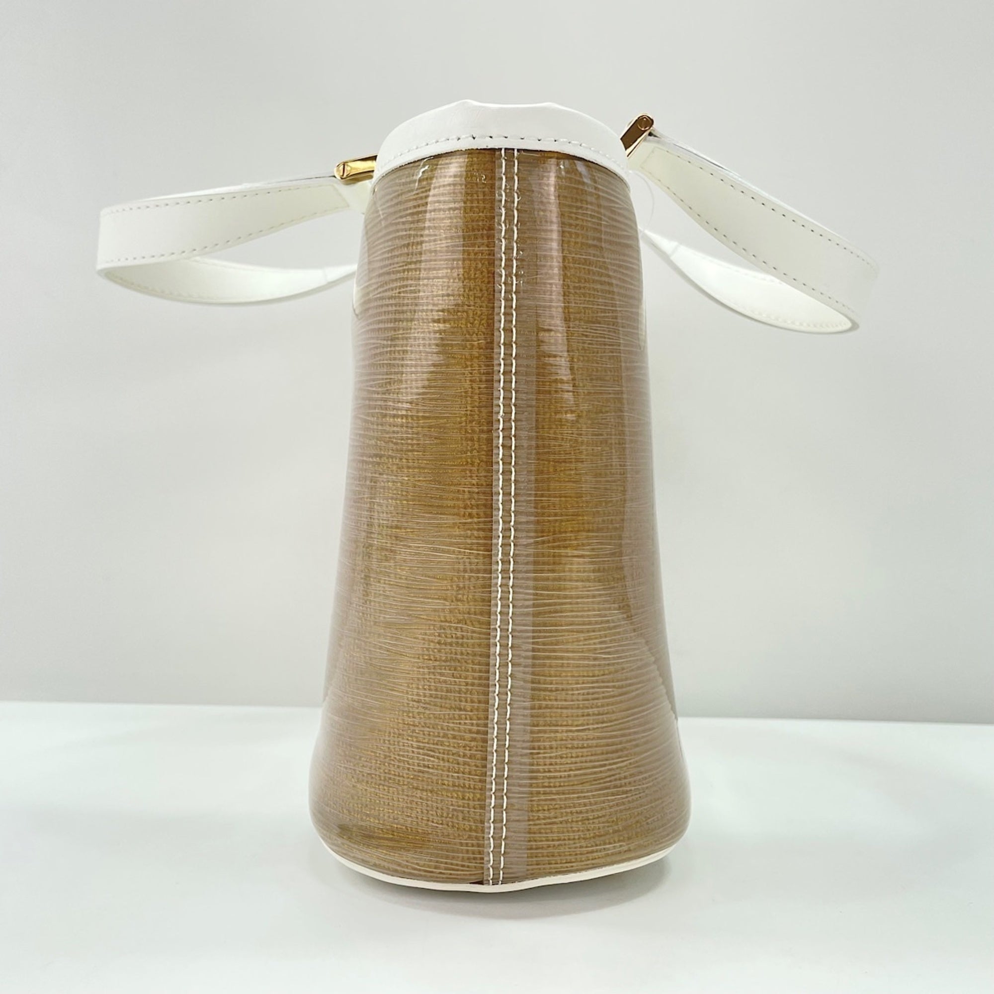 Louis Vuitton White Handbag (Pre-Owned)