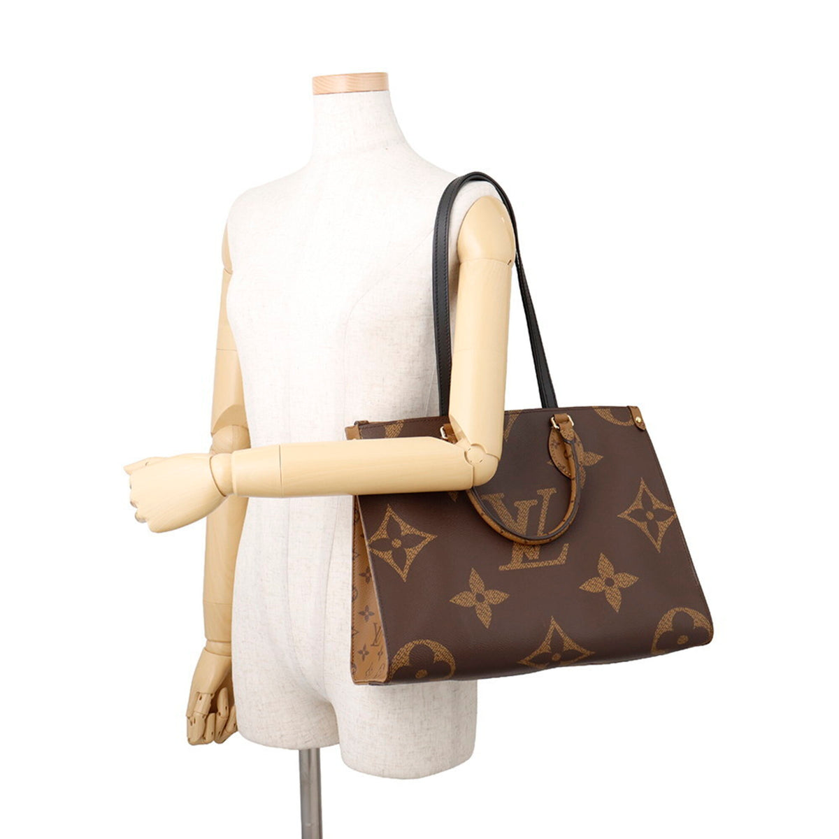 Louis Vuitton Red Color Monogram Reverse Monogram Tote Bag (Pre-Owned)
