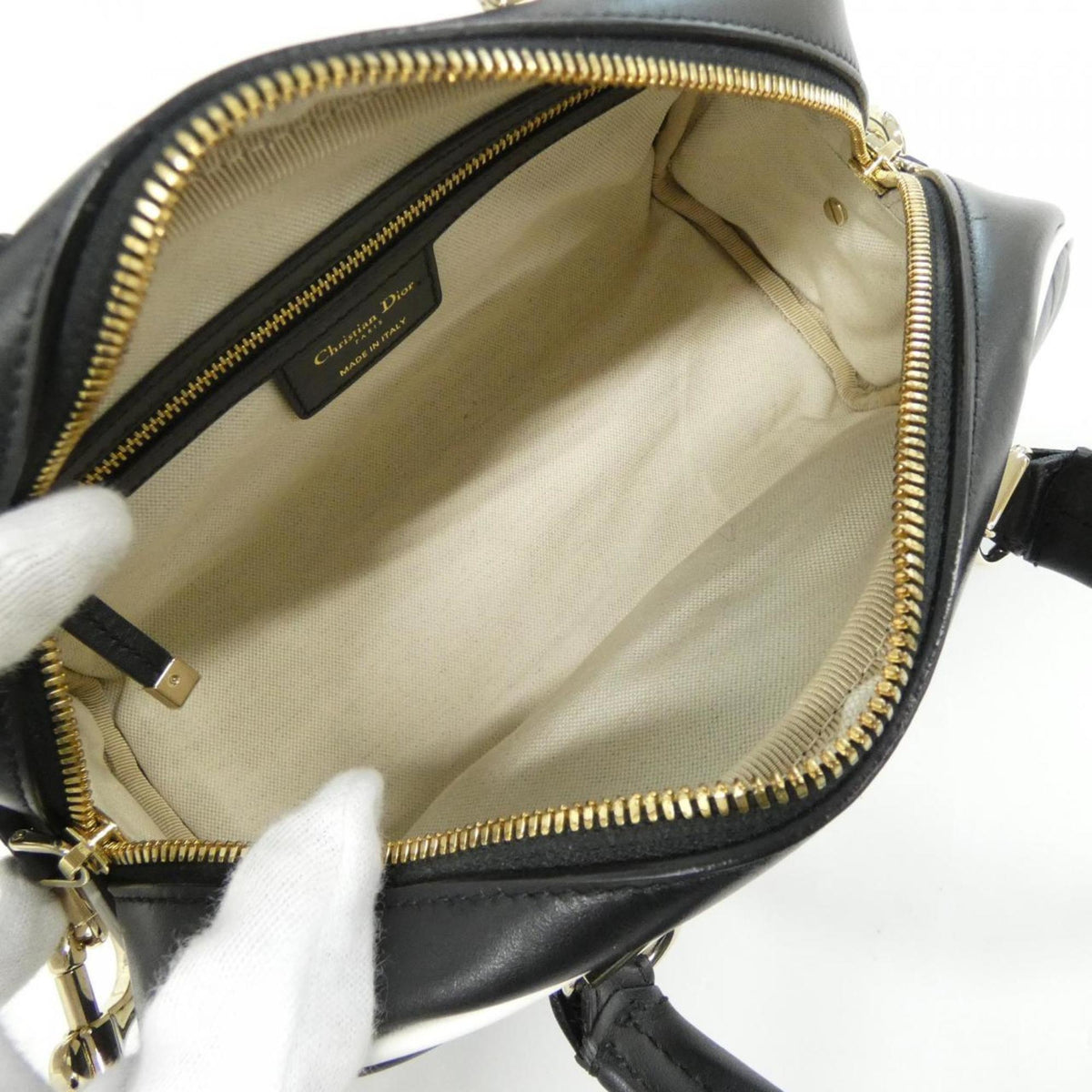 Christian Dior Black White Leather Handbag (Pre-Owned)