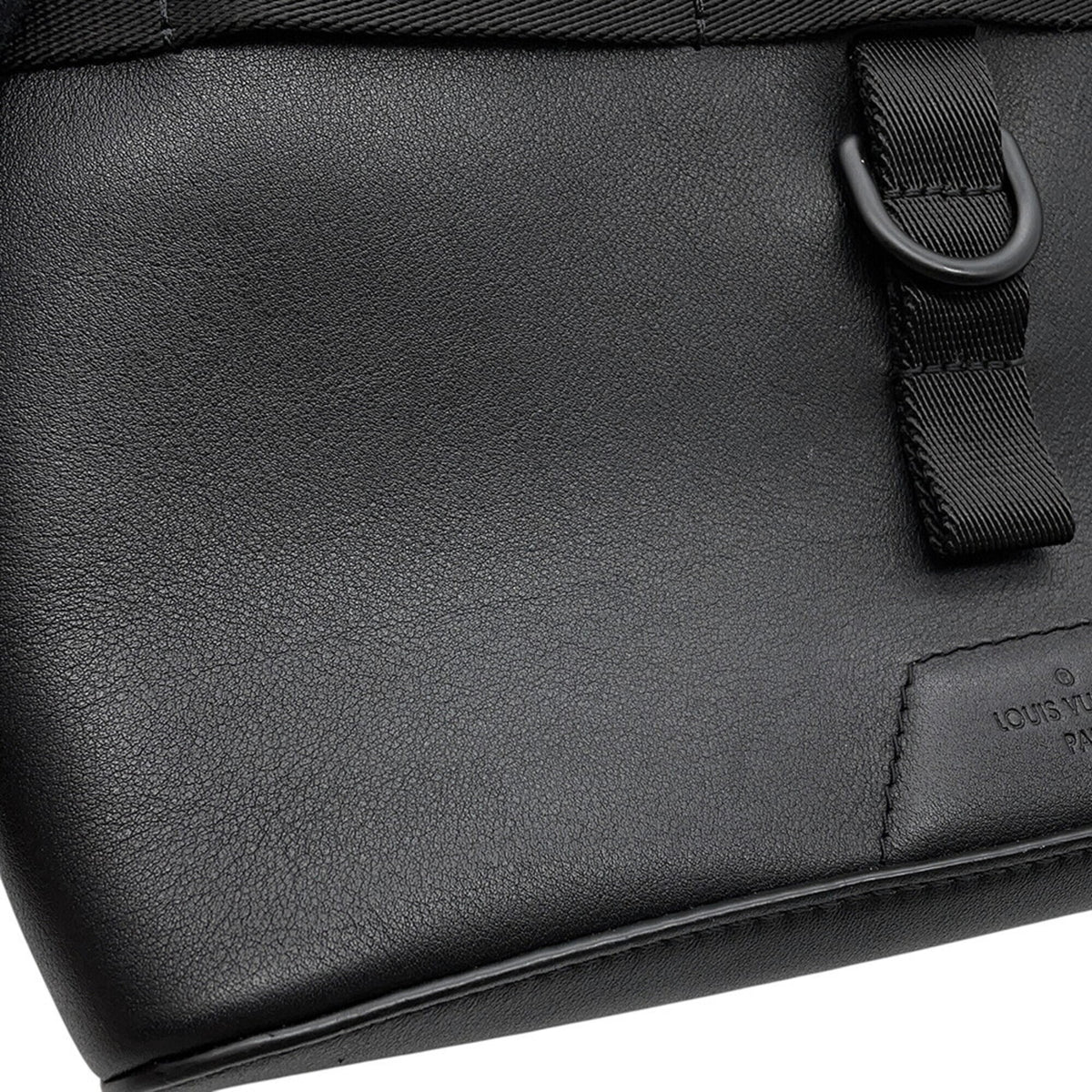 Louis Vuitton Black Noir Handbag Shoulder Bag (Pre-Owned)