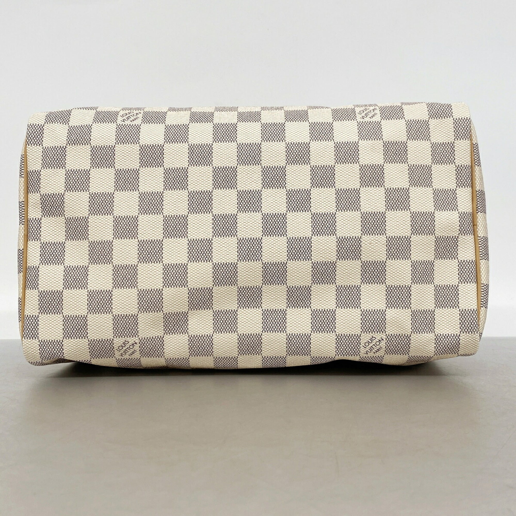 Louis Vuitton White Handbag (Pre-Owned)