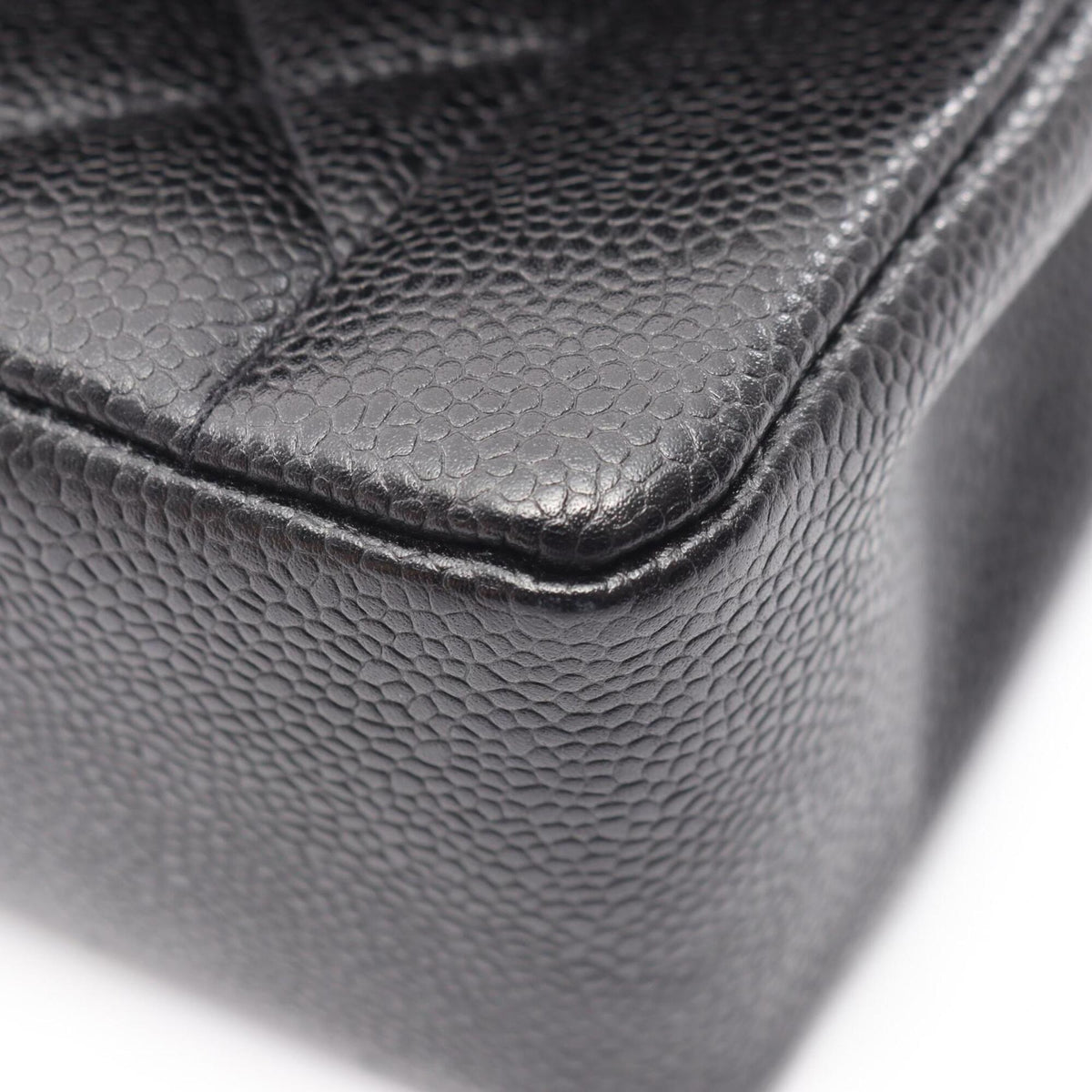 Chanel Black Grained Calfskin Shoulder Bag (Pre-Owned)