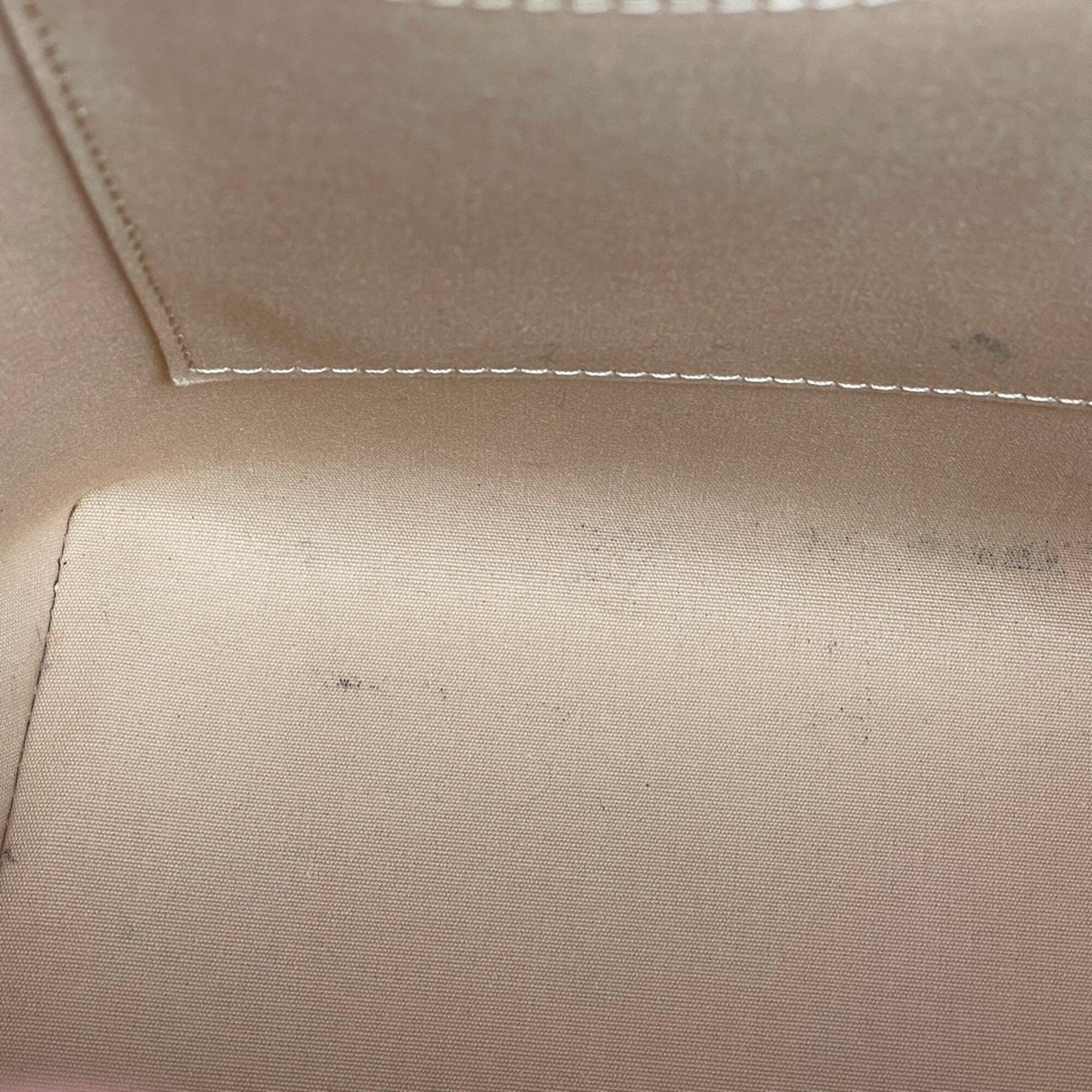 Louis Vuitton Dune Monogram Vernis Handbag (Pre-Owned)