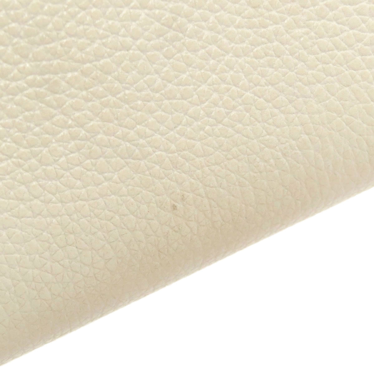 Gucci Ivory Leather Long Wallet (Bi-Fold) (Pre-Owned)