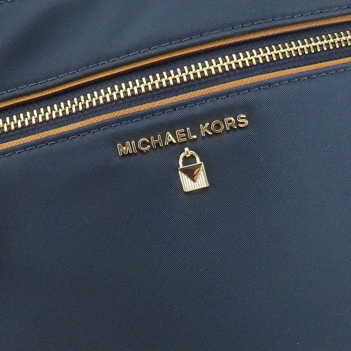 Michael Kors Brown Navy Nylon Leather Shoulder Bag (Pre-Owned)