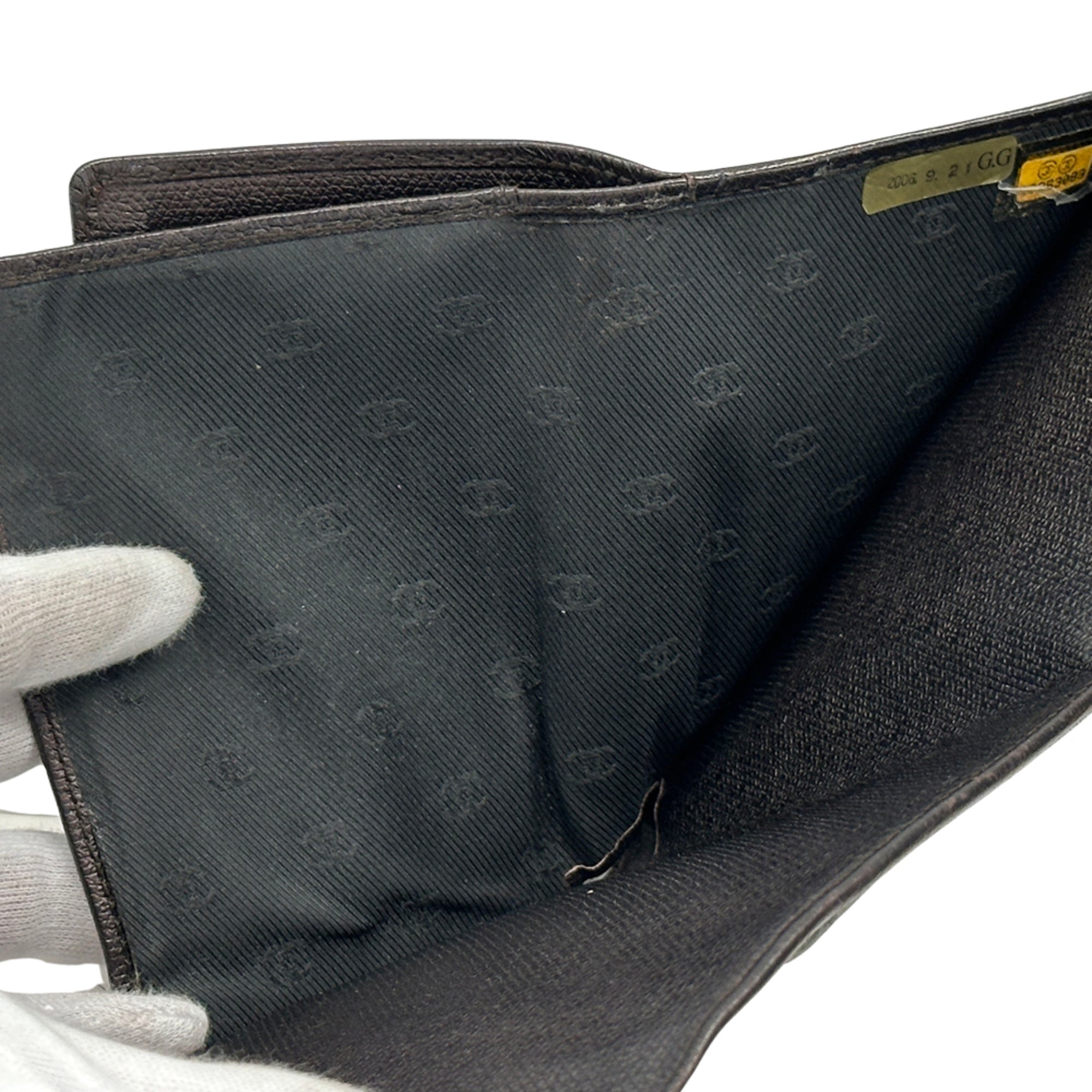 Chanel Dark Brown Leather Wallet (Bi-Fold) (Pre-Owned)