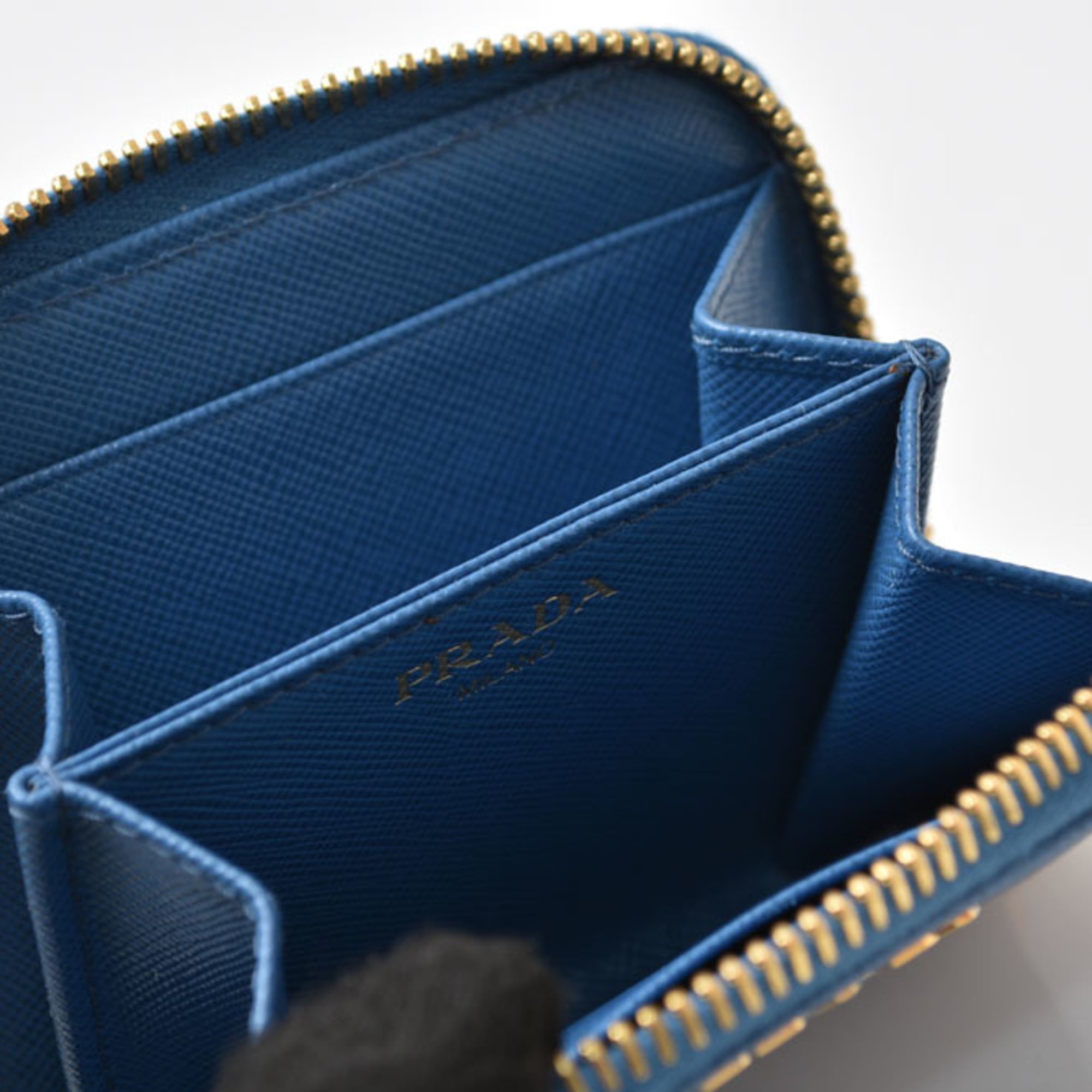 Prada Blue Leather Coin Purse/Coin Case (Pre-Owned)