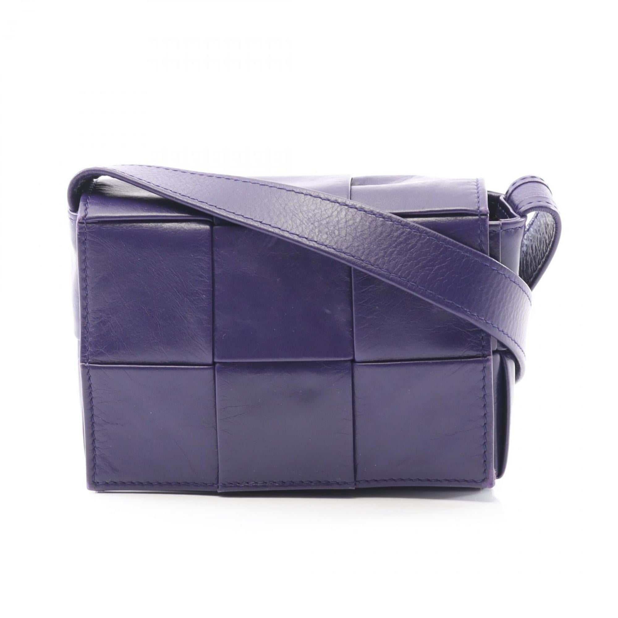 Bottega Veneta Purple Leather Shoulder Bag (Pre-Owned)