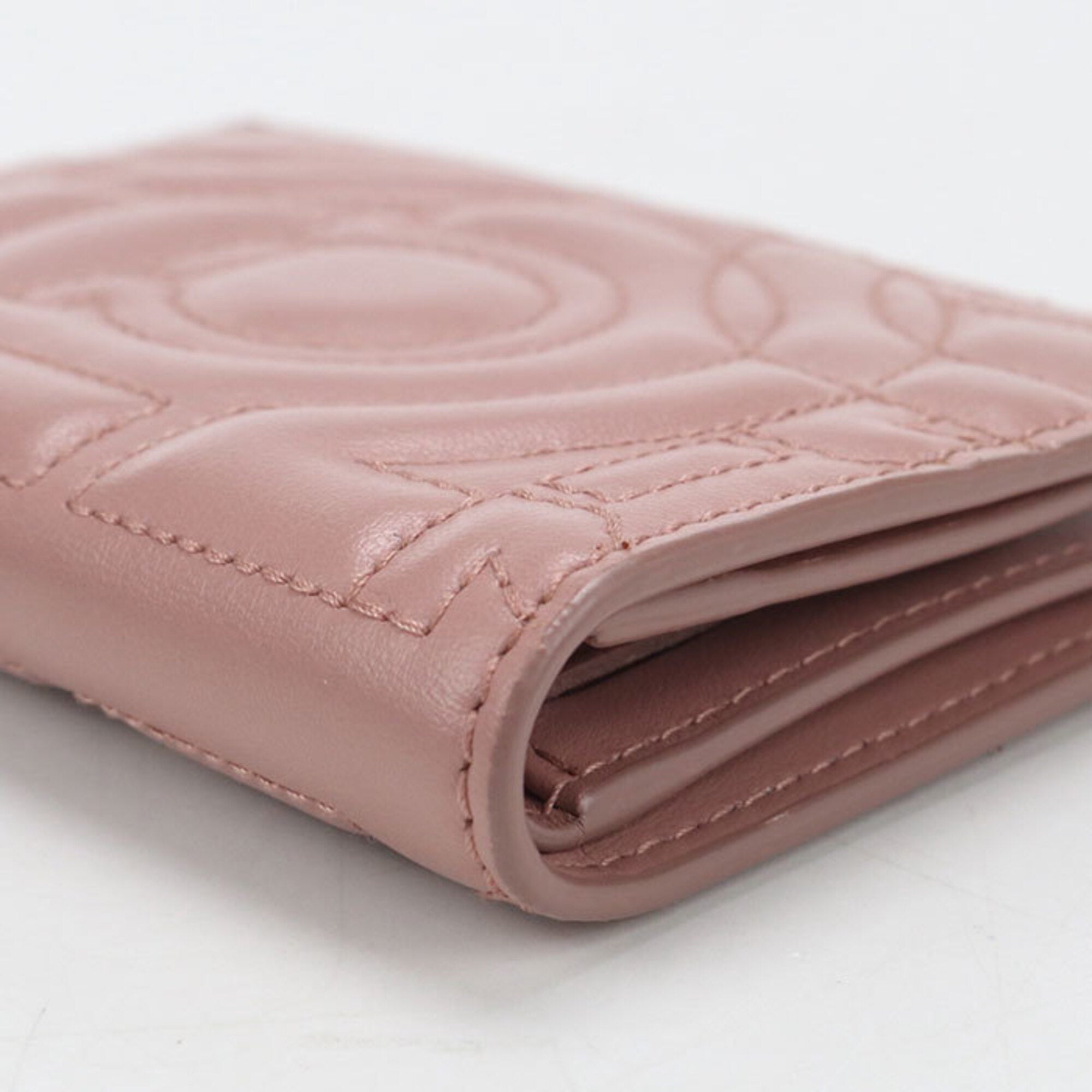 Salvatore Ferragamo Pink Leather Wallet (Bi-Fold) (Pre-Owned)